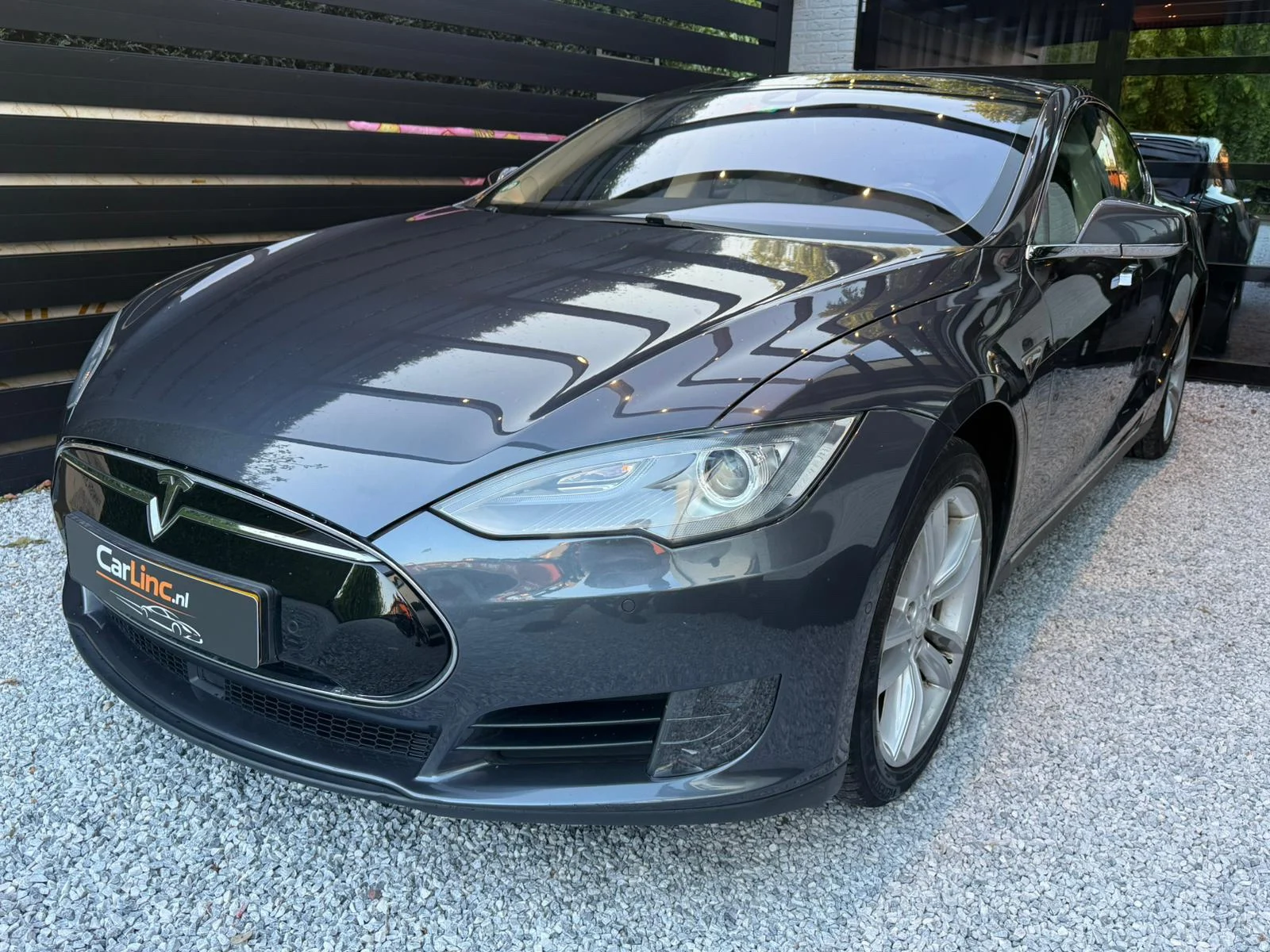 Tesla-Model S