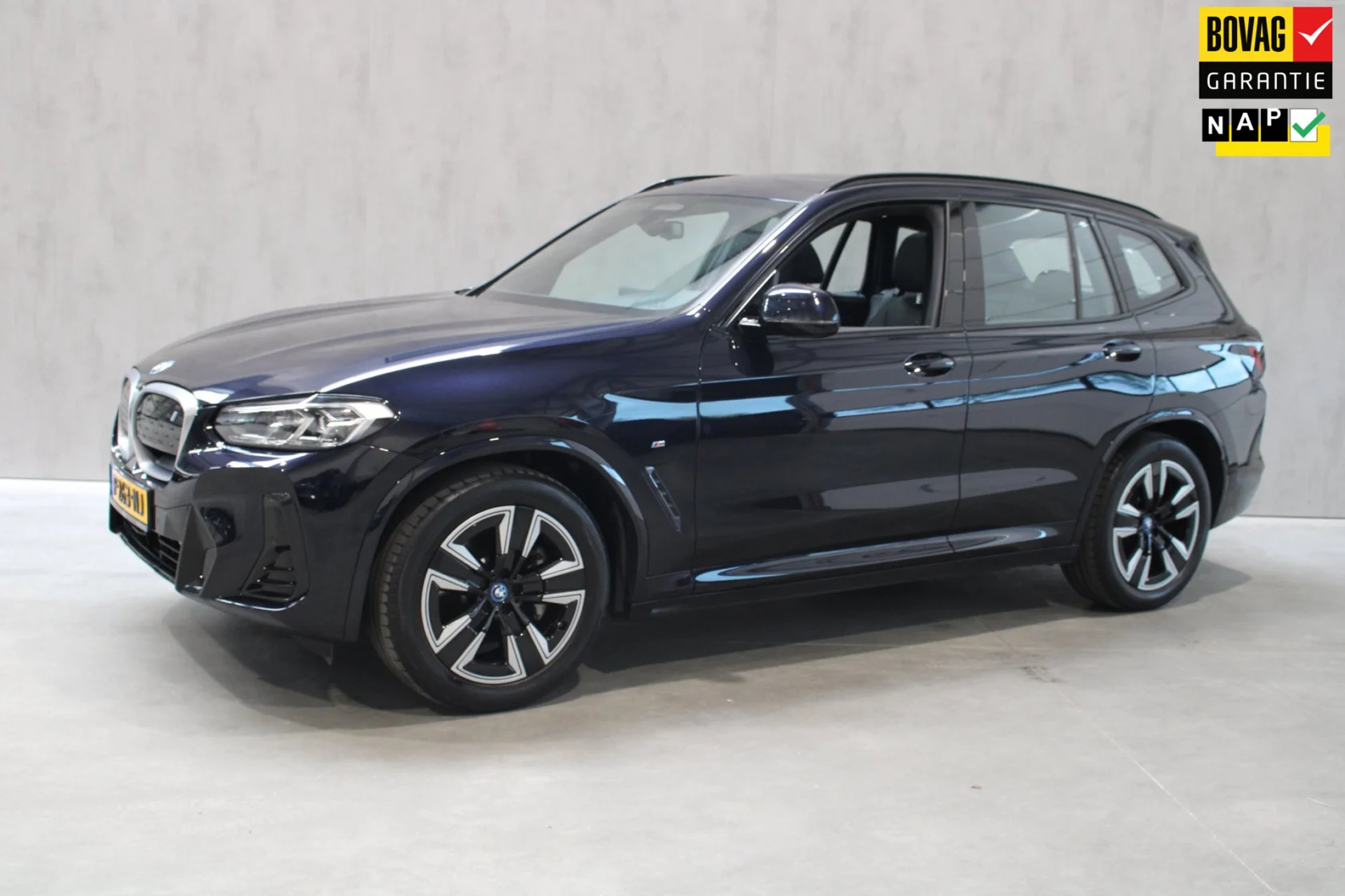 BMW-iX3