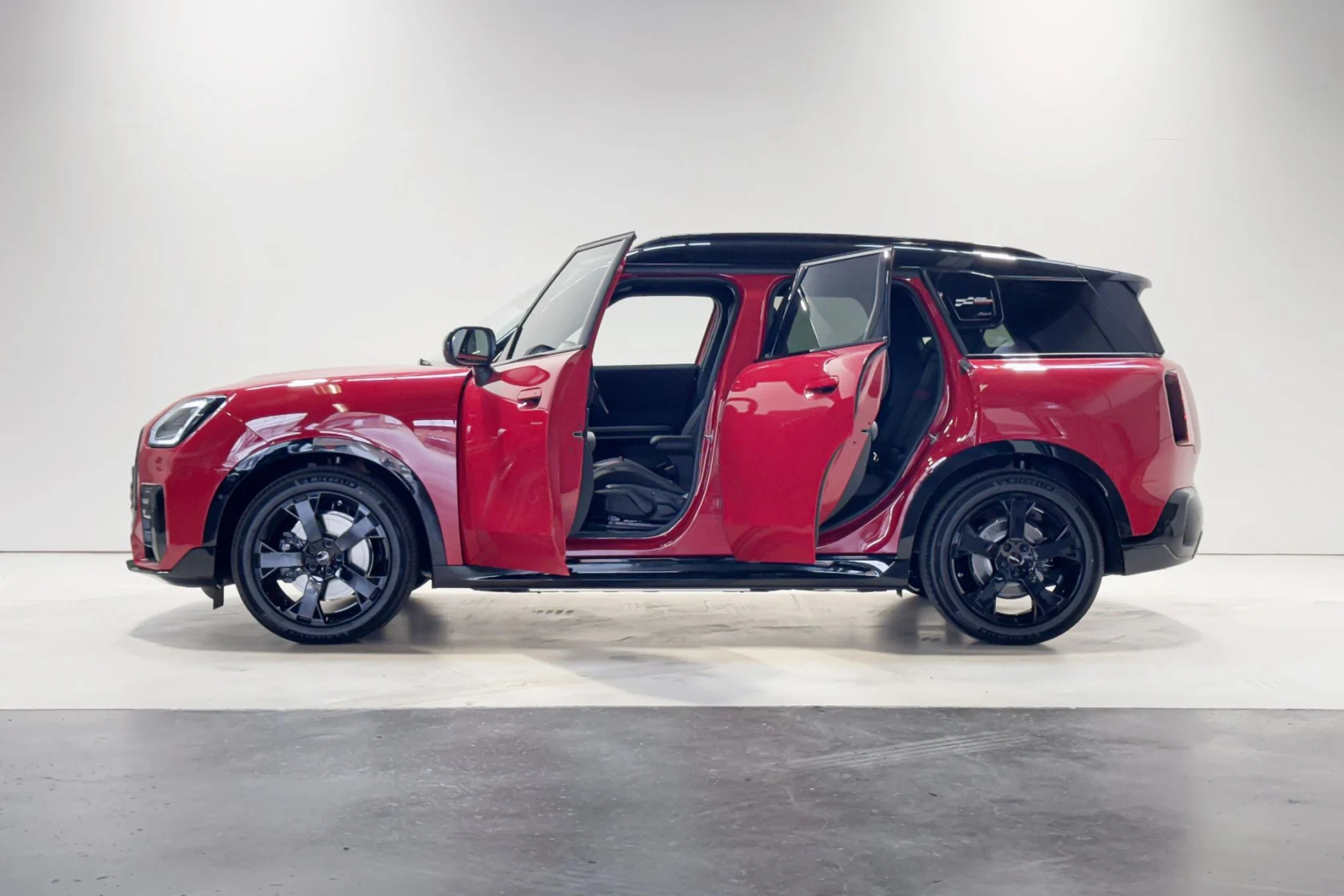 MINI-Countryman