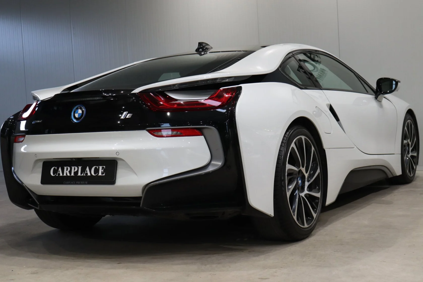 BMW-i8