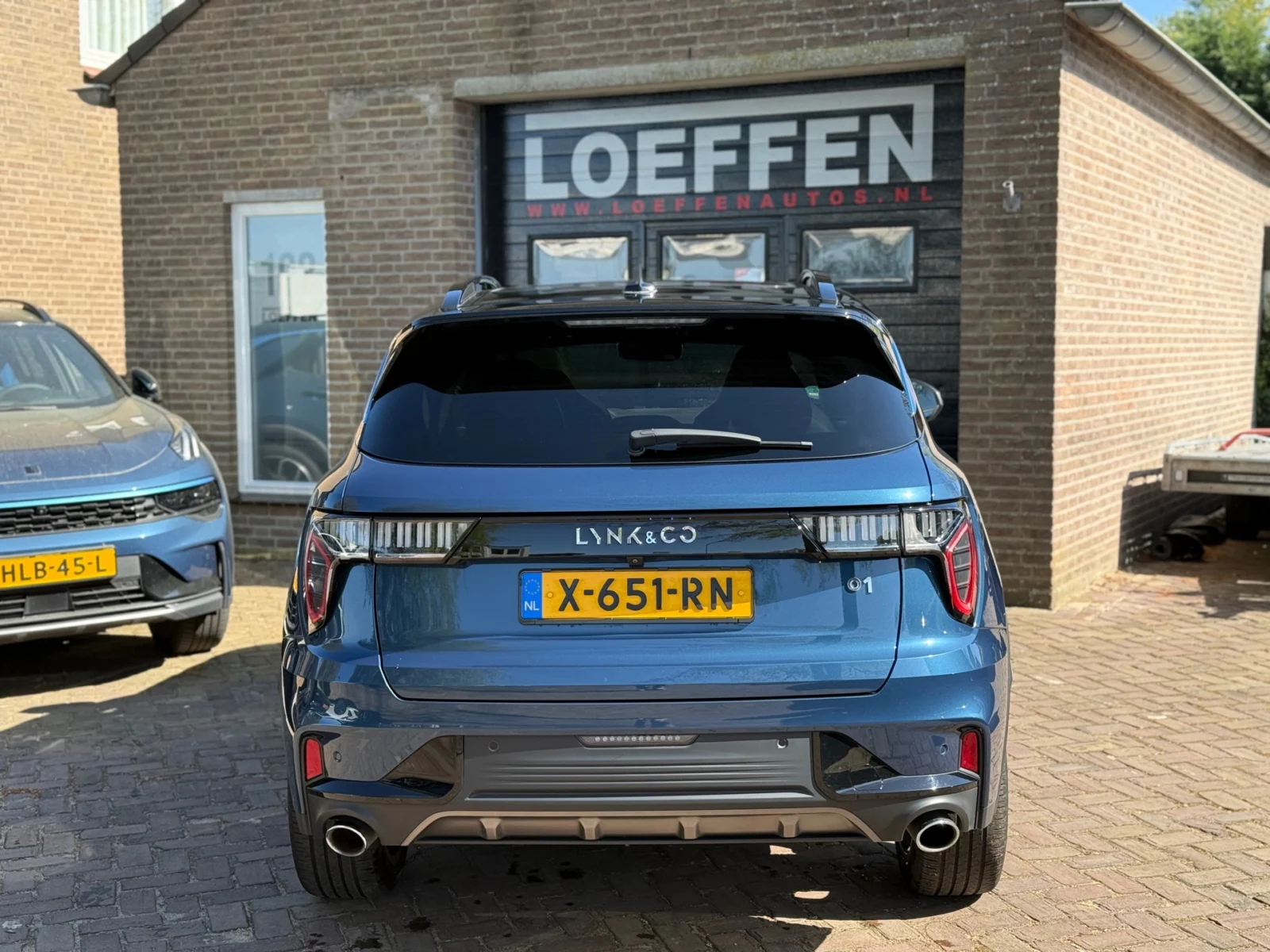 Lynk & Co-01