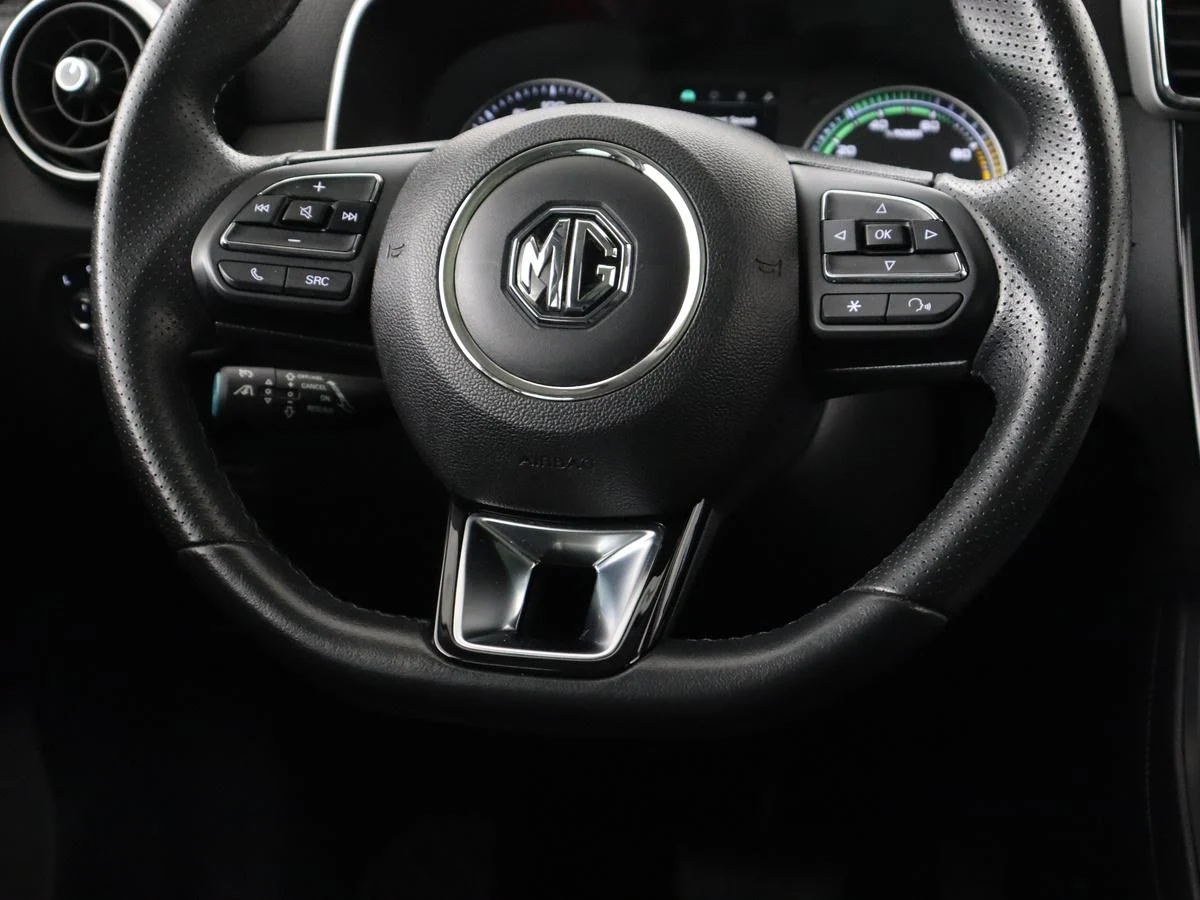 MG-ZS