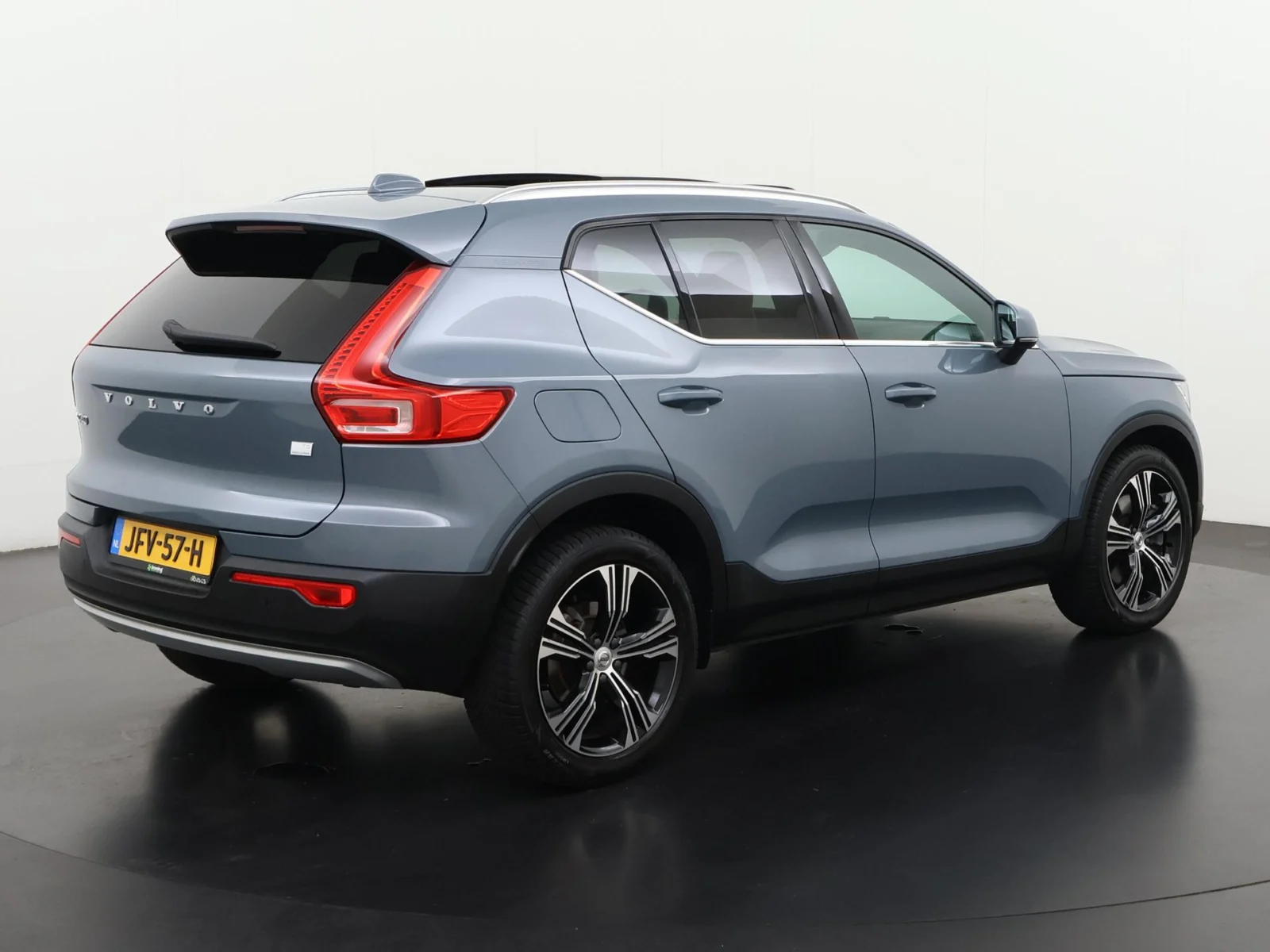 Volvo-XC40
