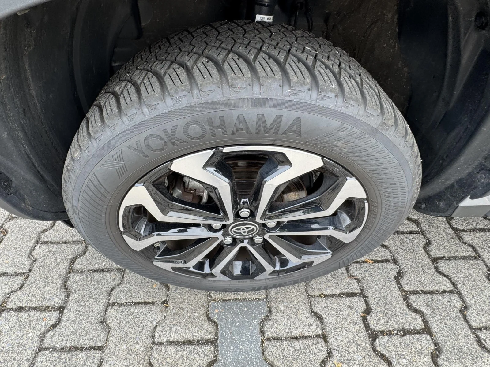 Toyota-Yaris Cross