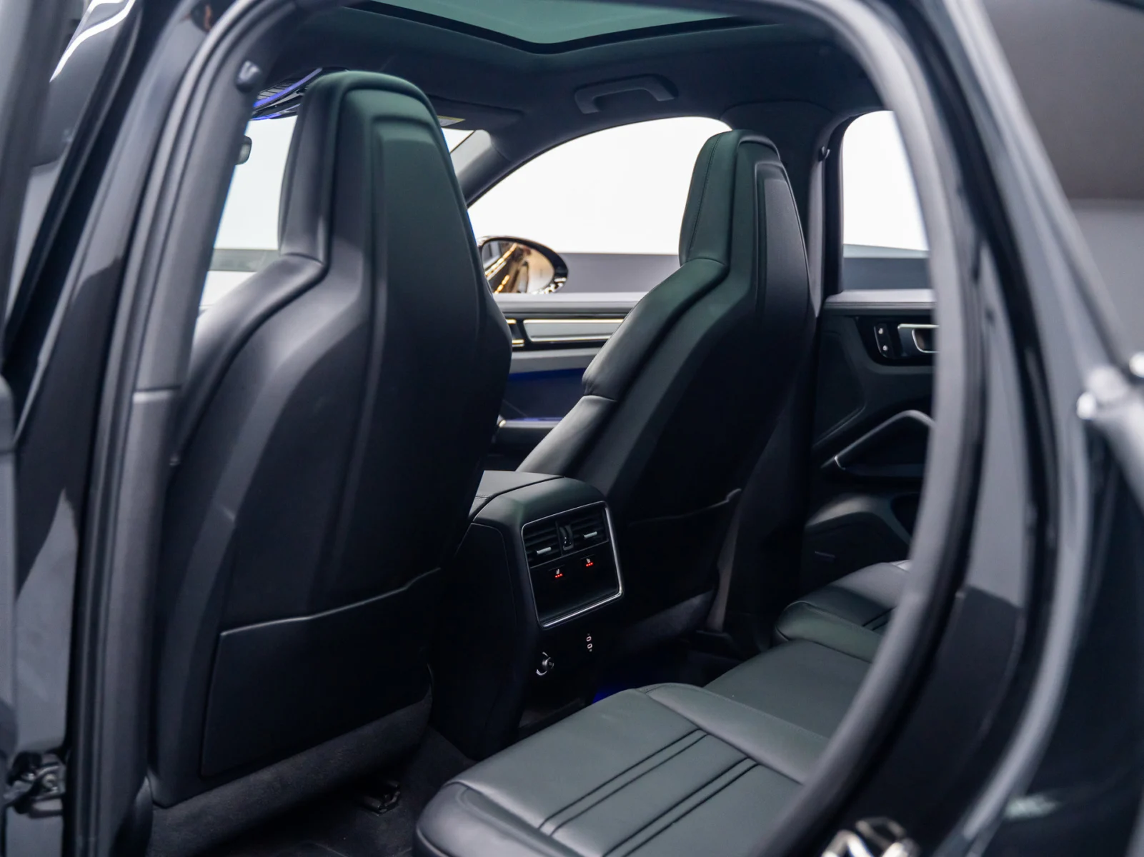 Porsche-Cayenne Coupé