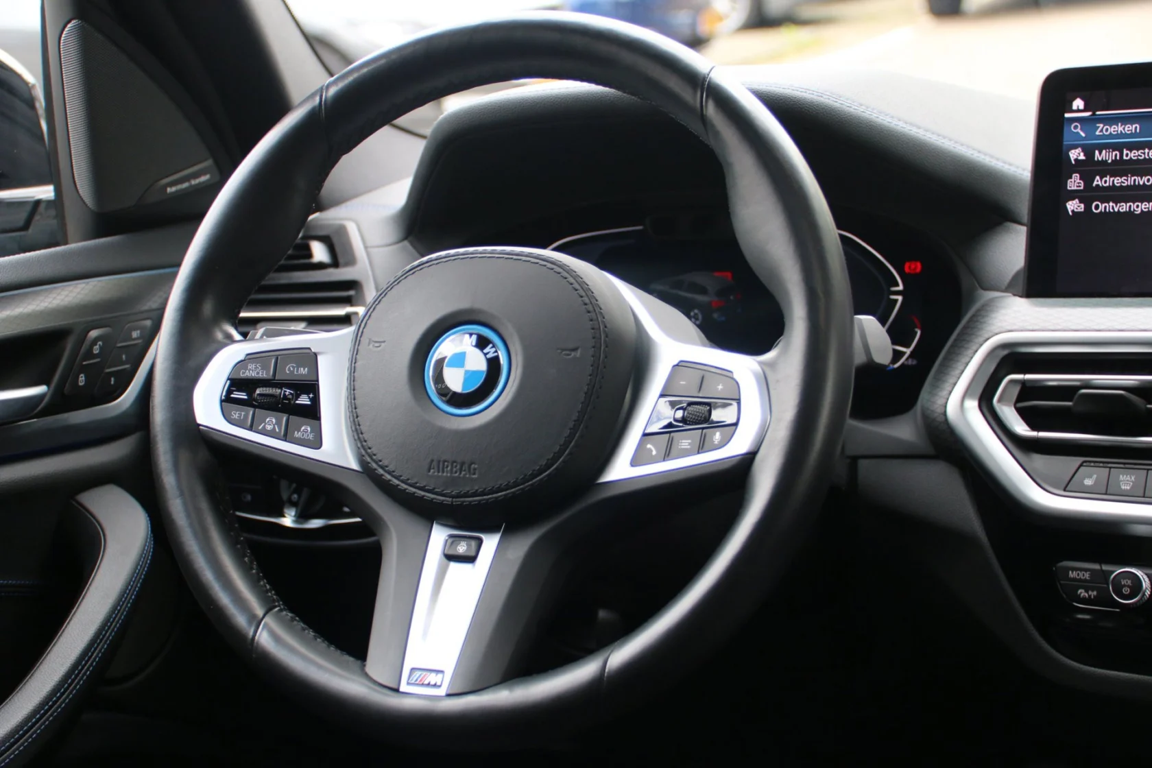 BMW-iX3
