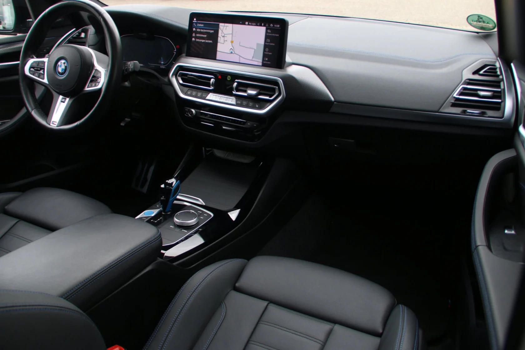 BMW-iX3