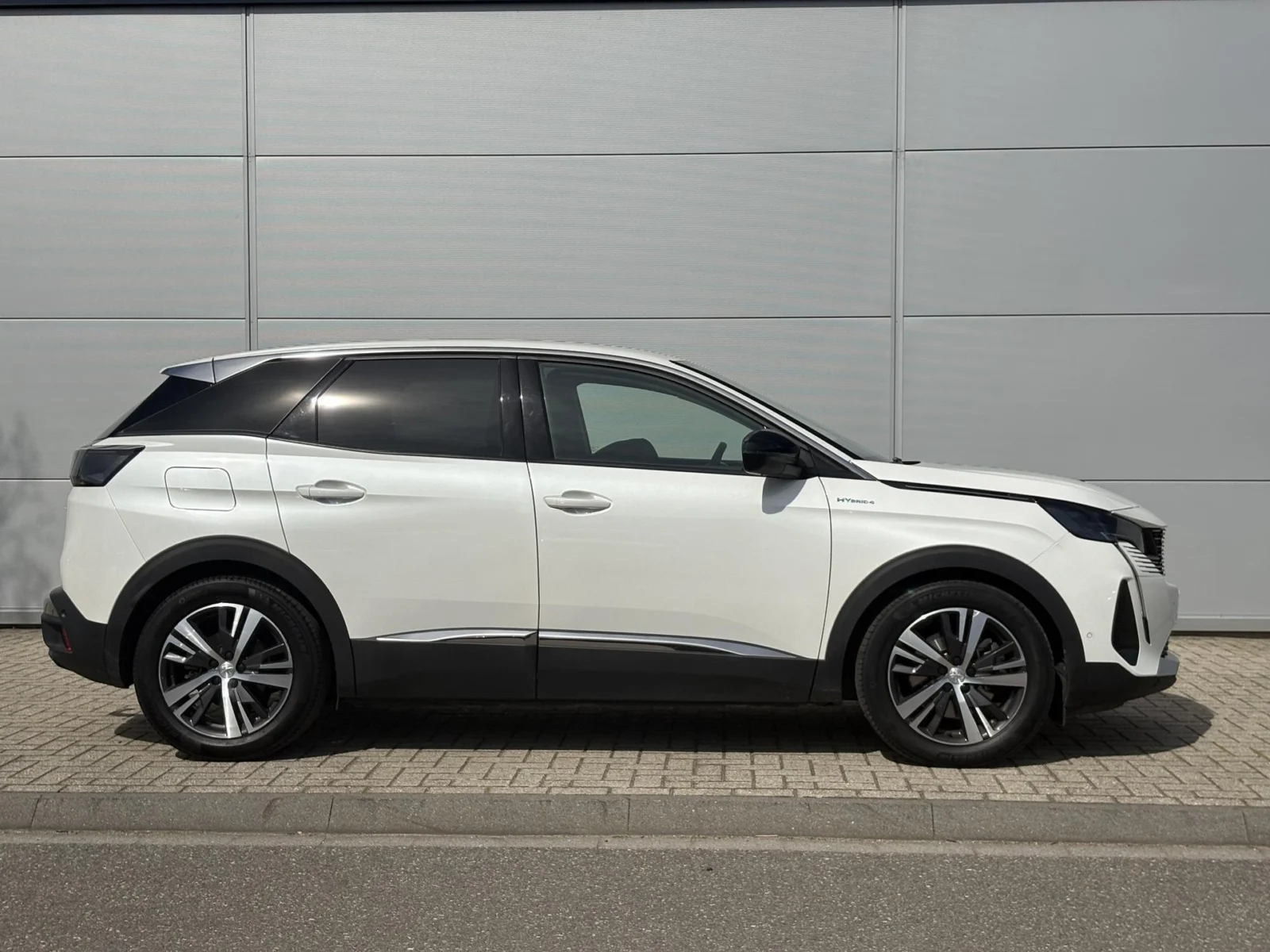 Peugeot-3008