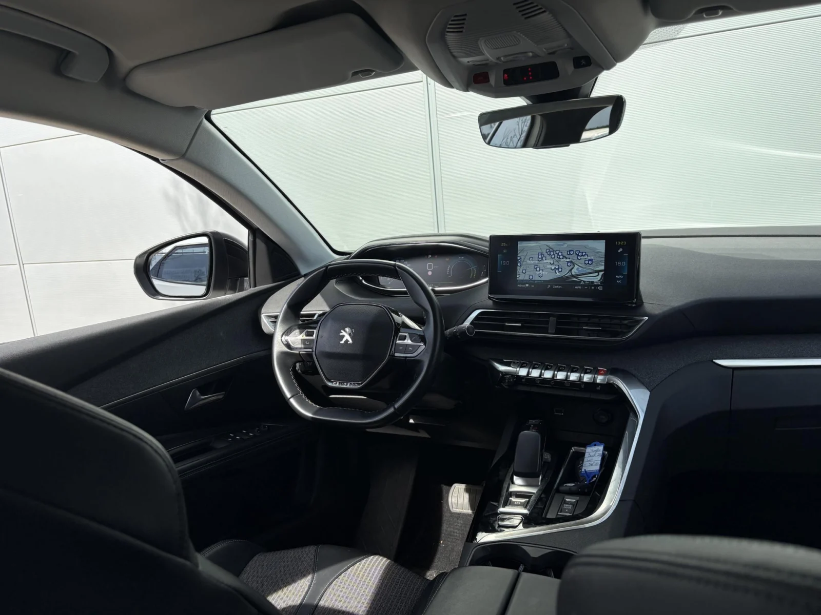 Peugeot-3008