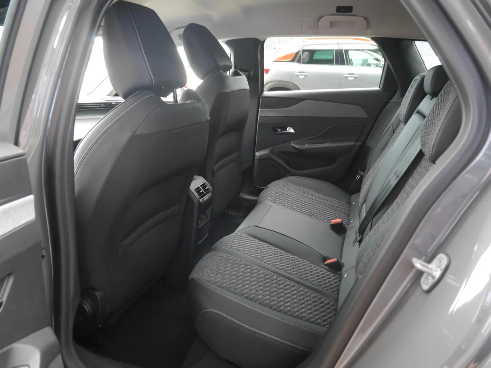 Peugeot-308