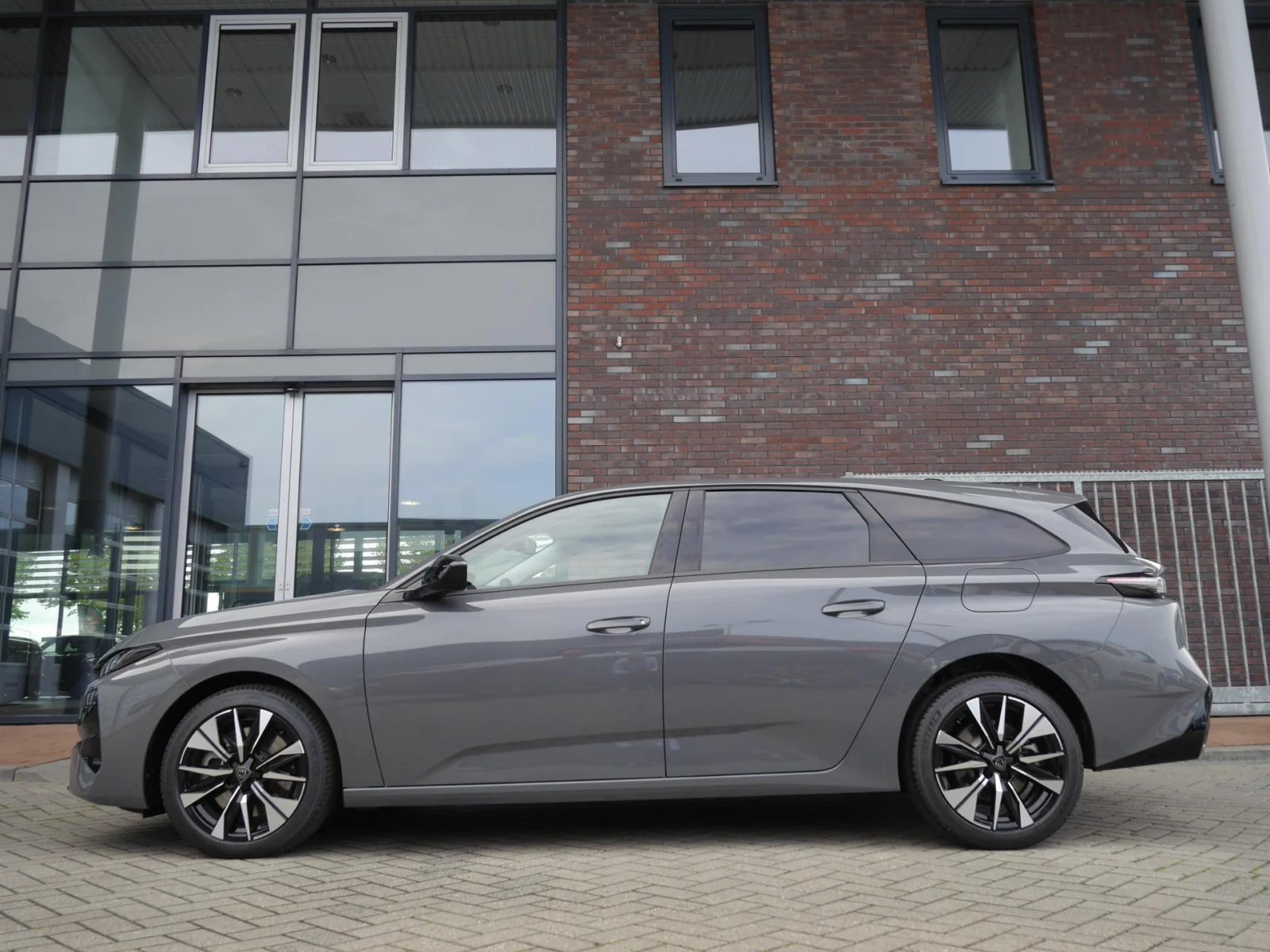 Peugeot-308