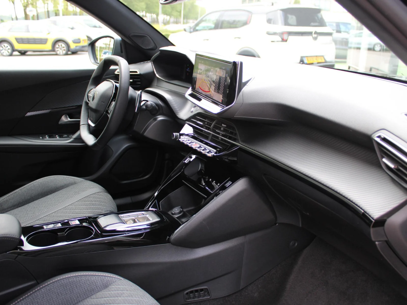 Peugeot-2008