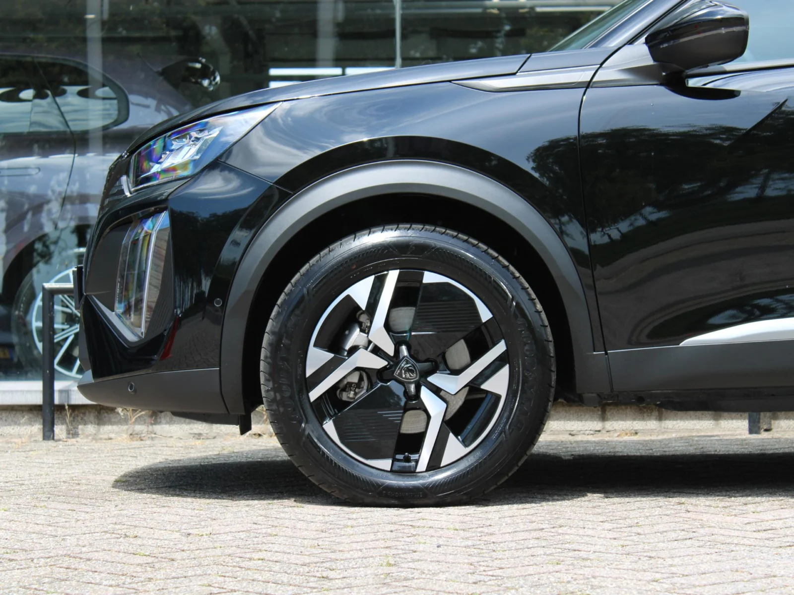 Peugeot-2008