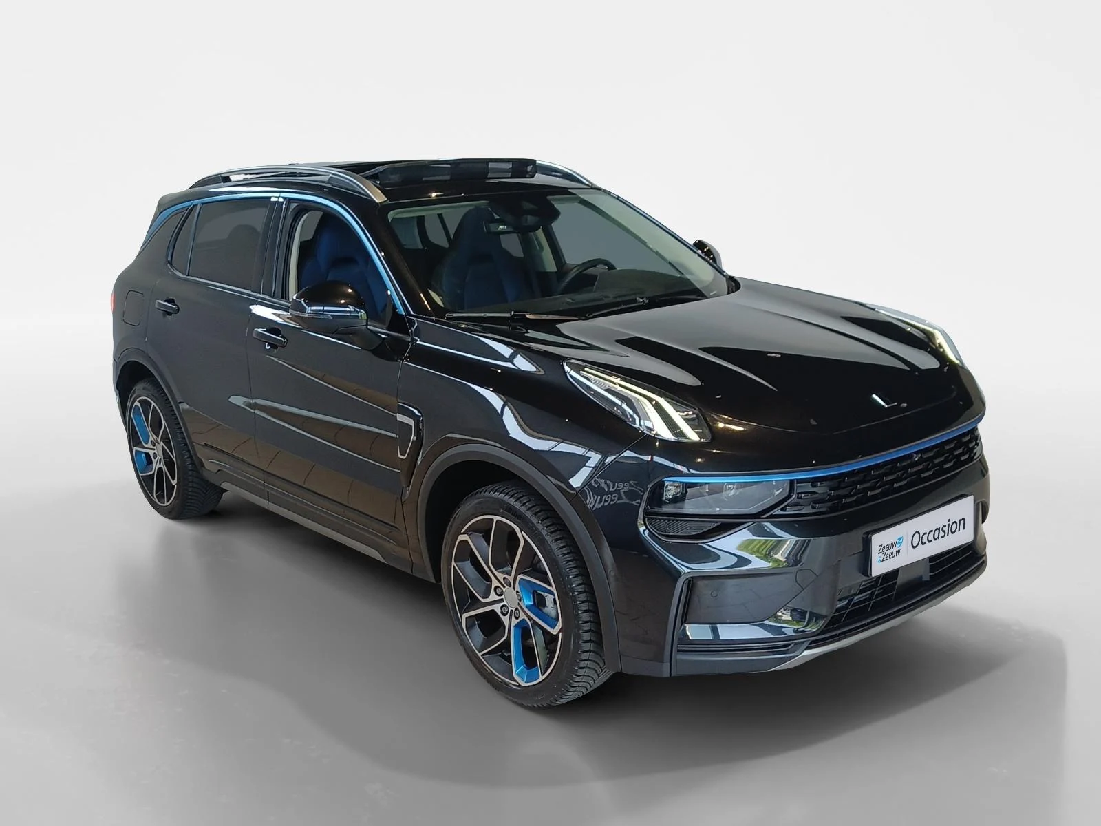 Lynk & Co-01