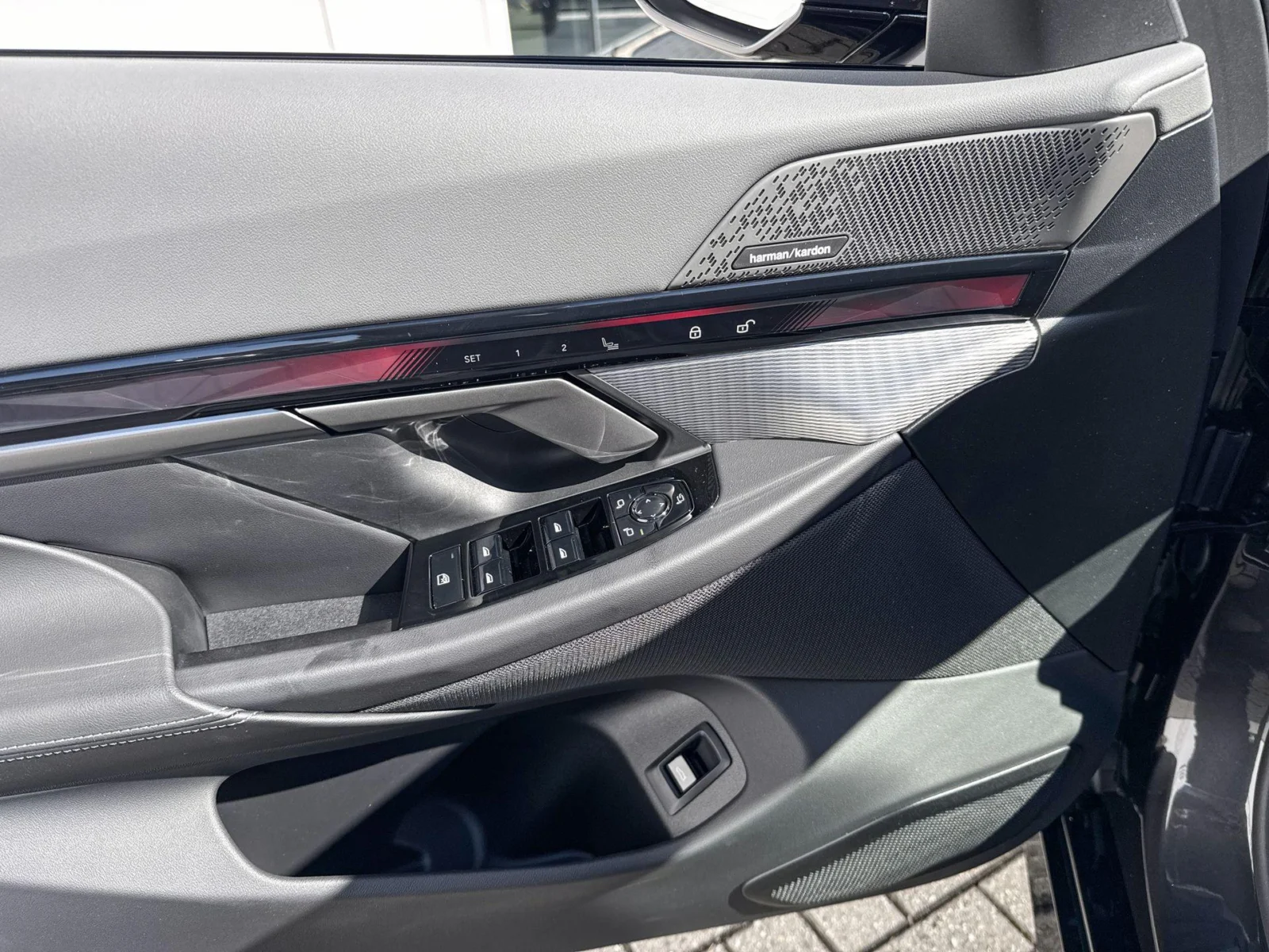 BMW-i5