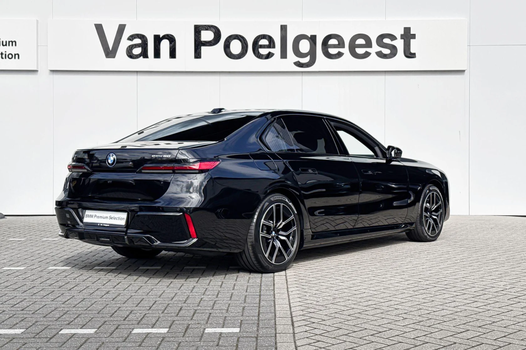 BMW-i7