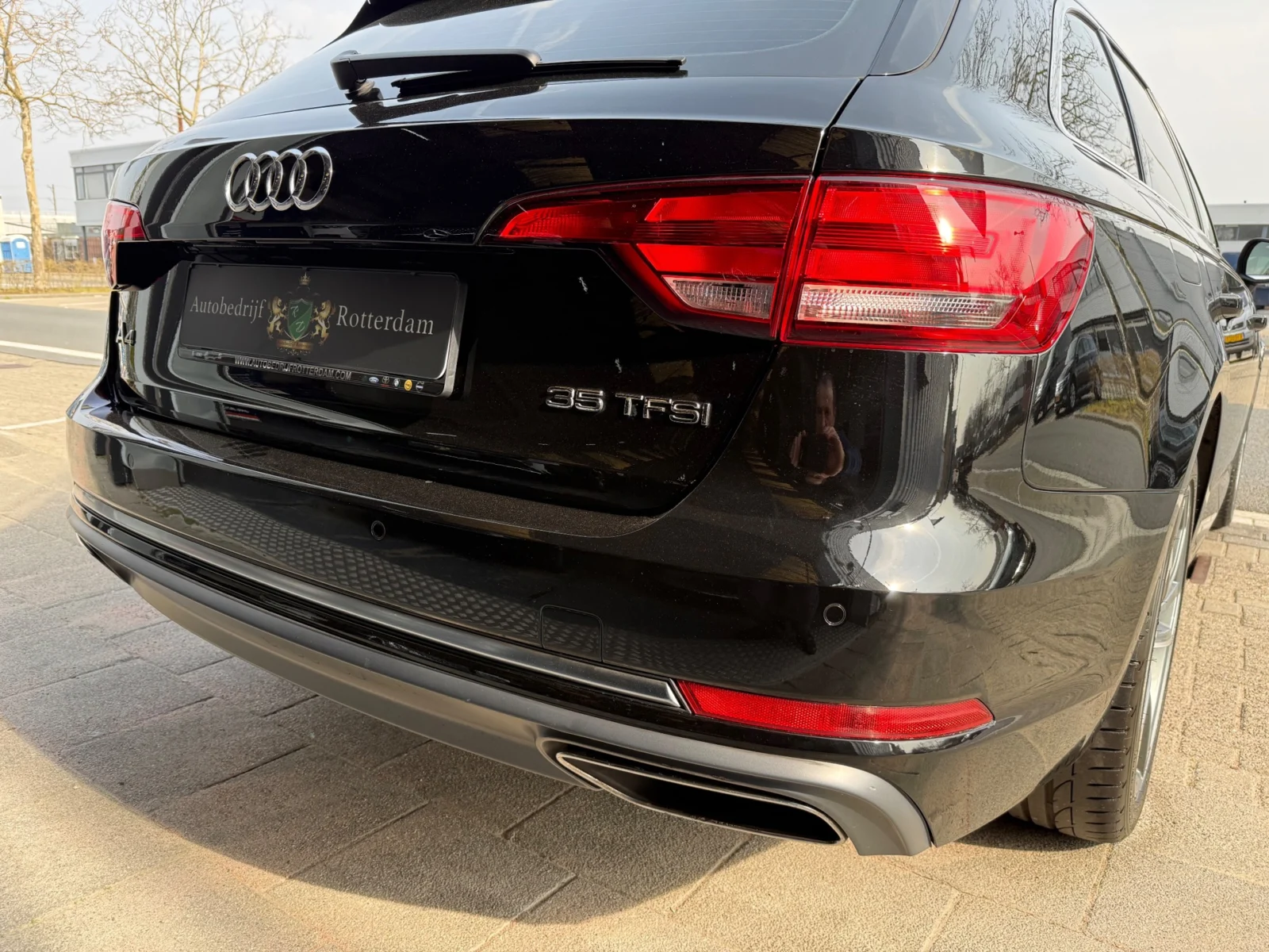 Audi-A4