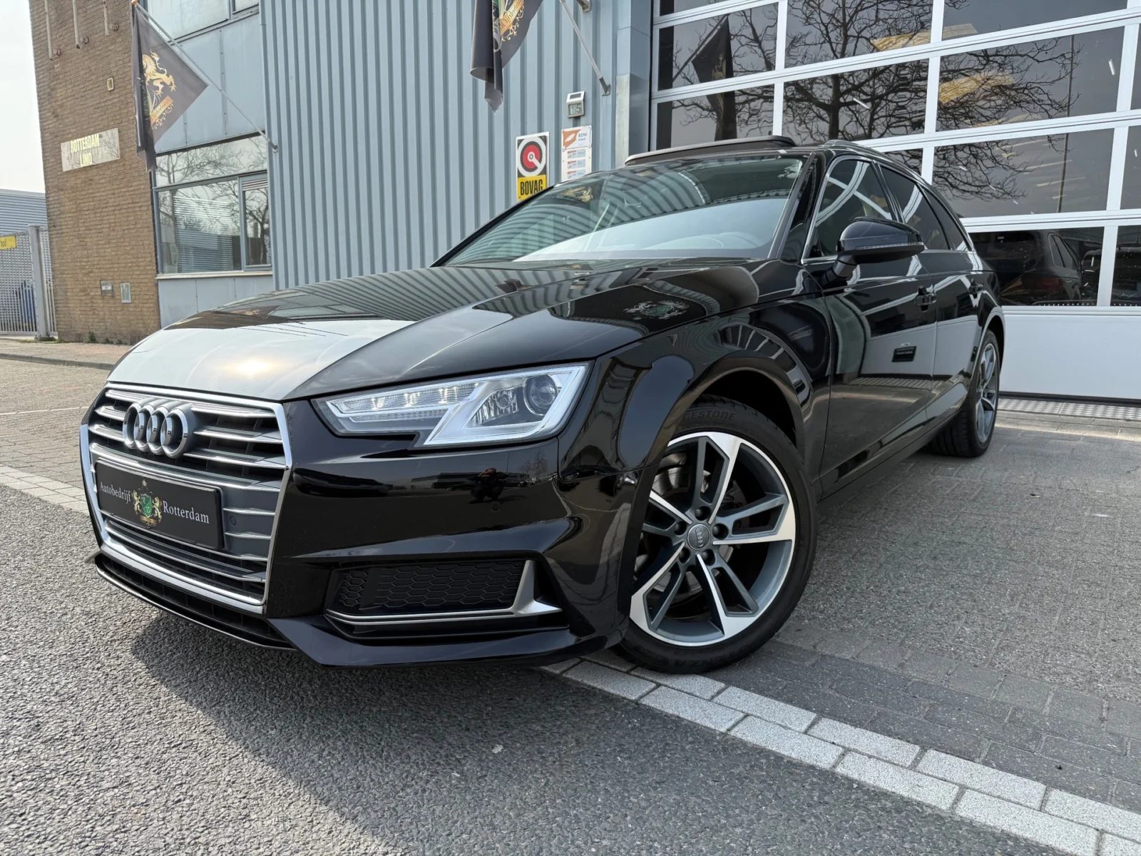 Audi-A4