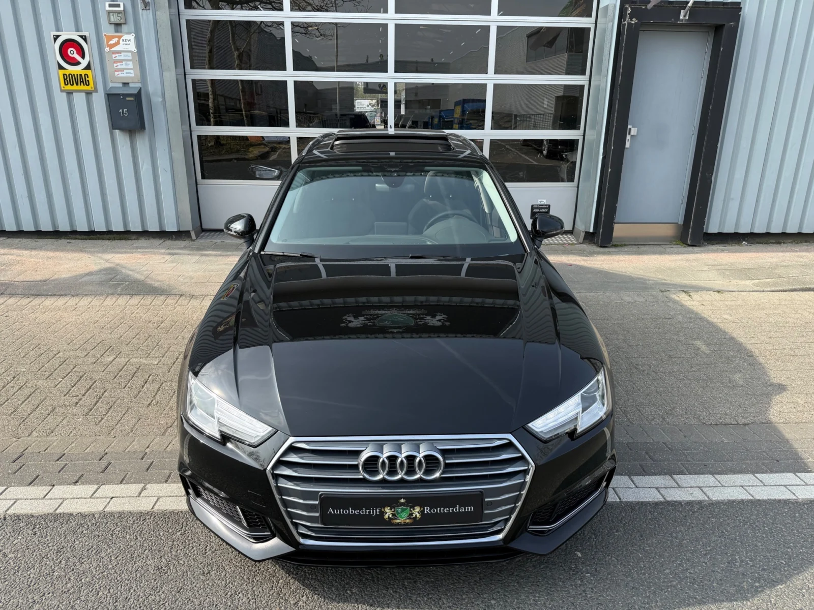 Audi-A4