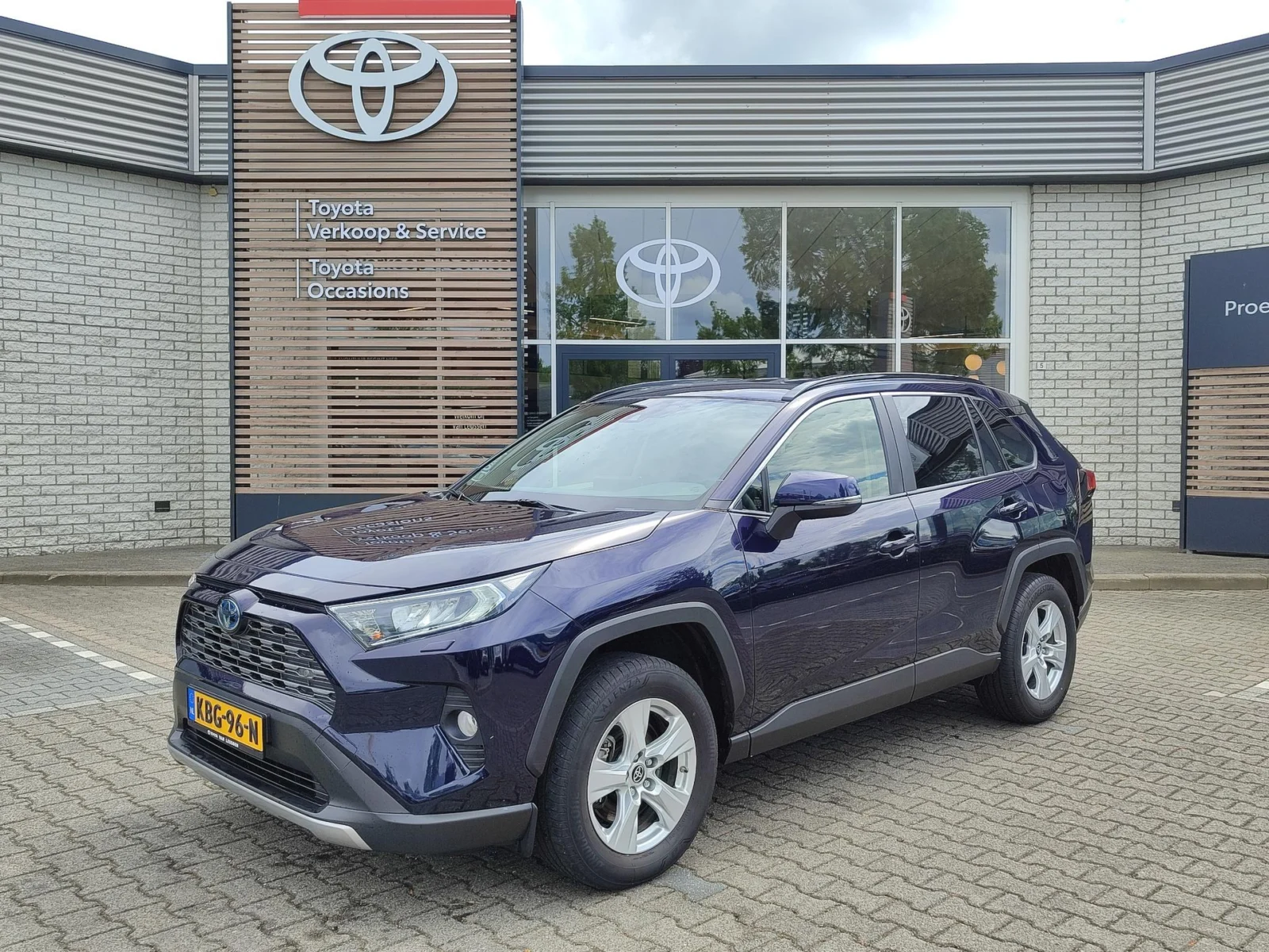 Toyota-RAV4