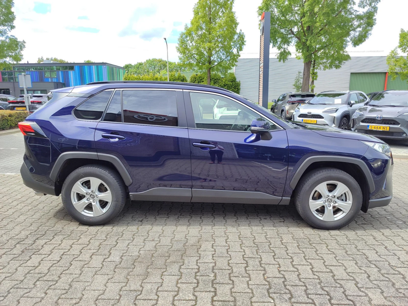 Toyota-RAV4