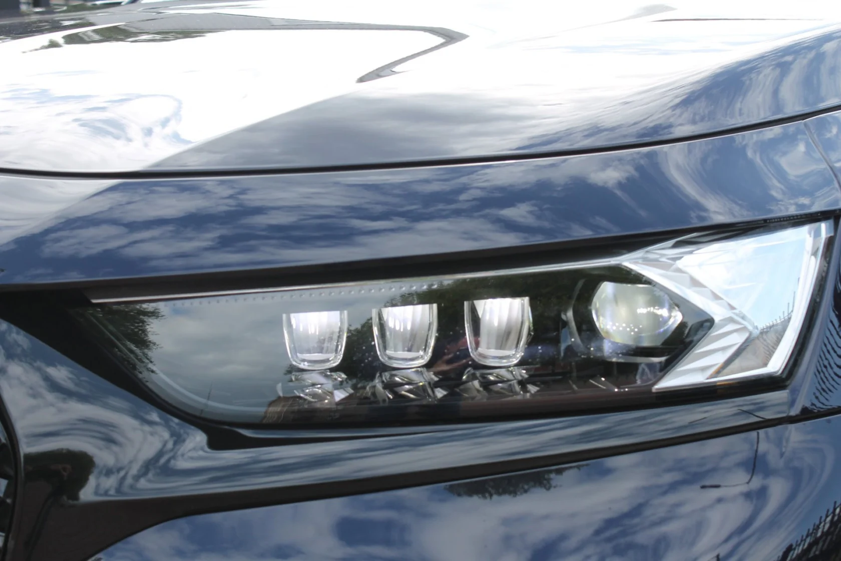 DS-DS 7 E-Tense