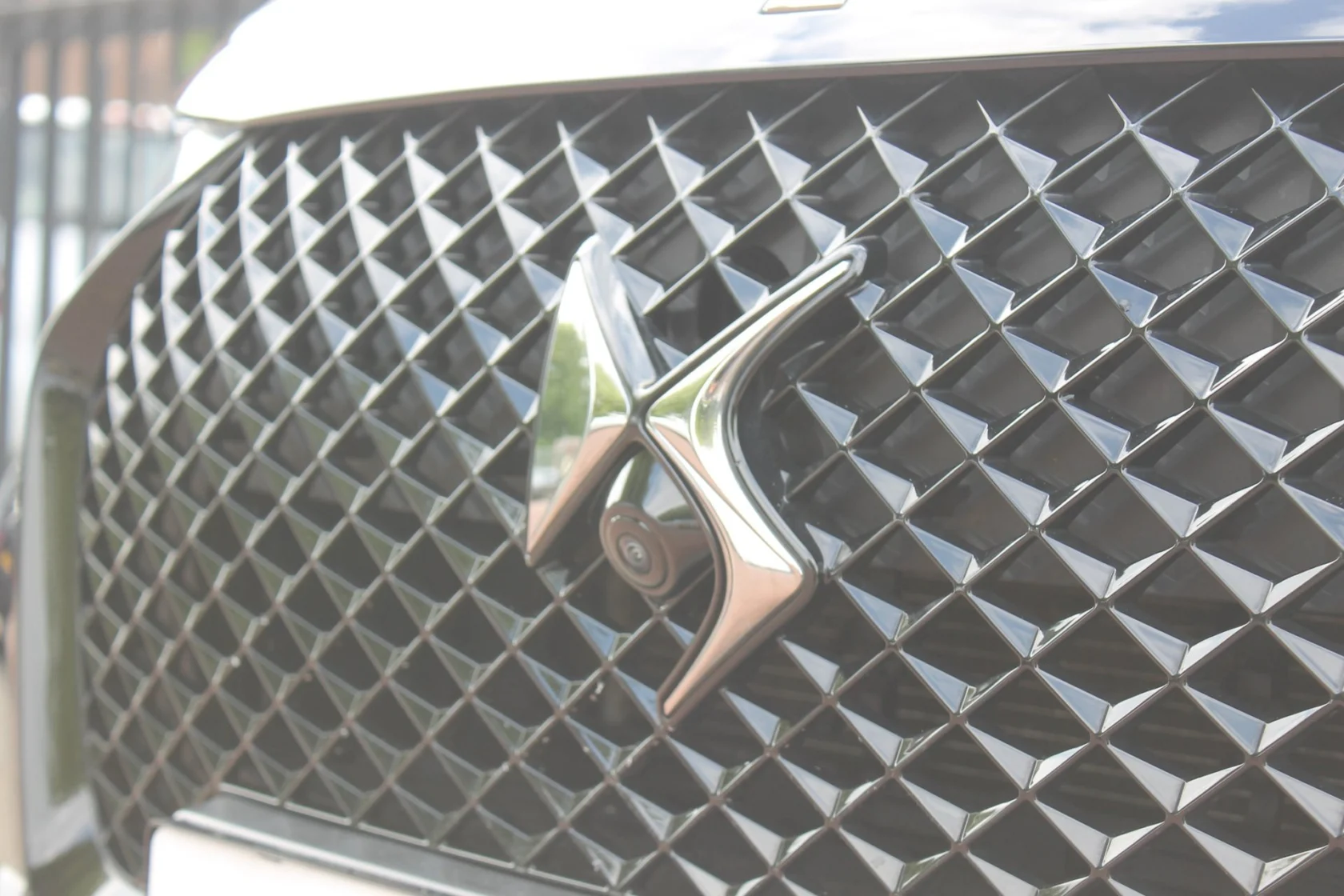 DS-DS 7 E-Tense