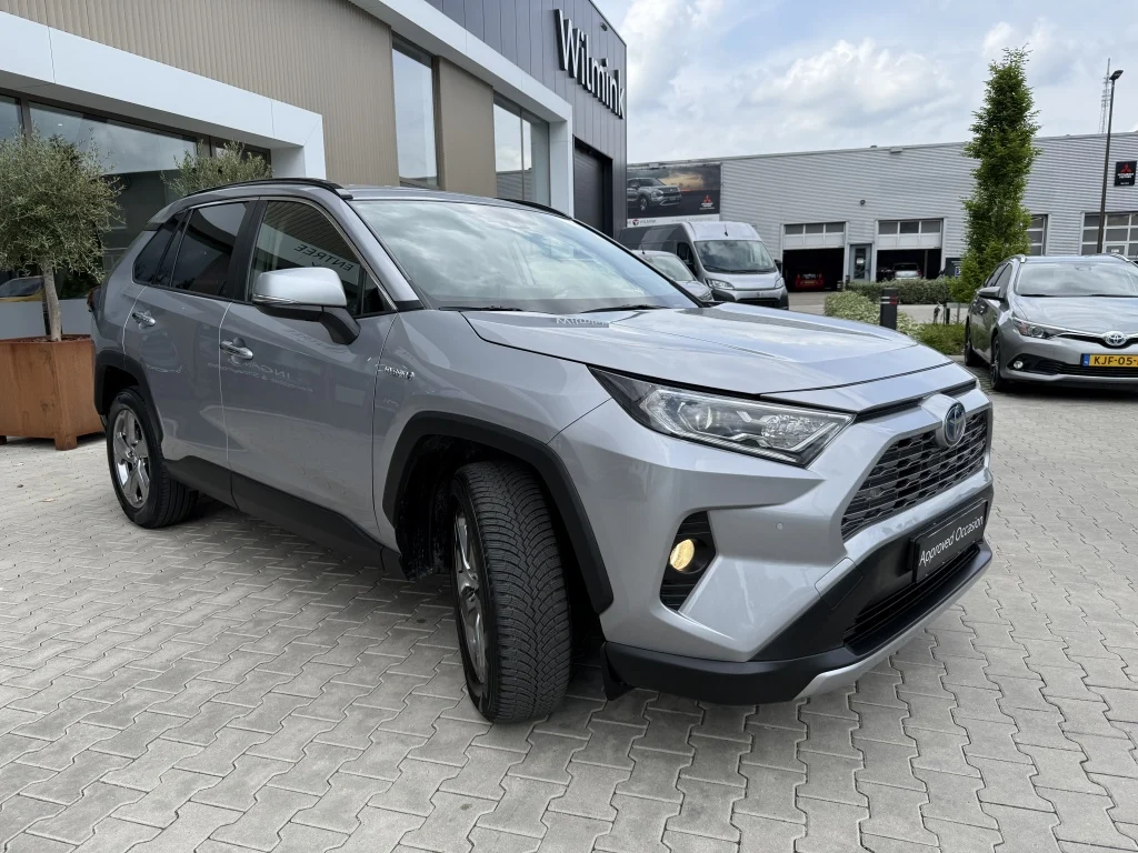 Toyota-RAV4