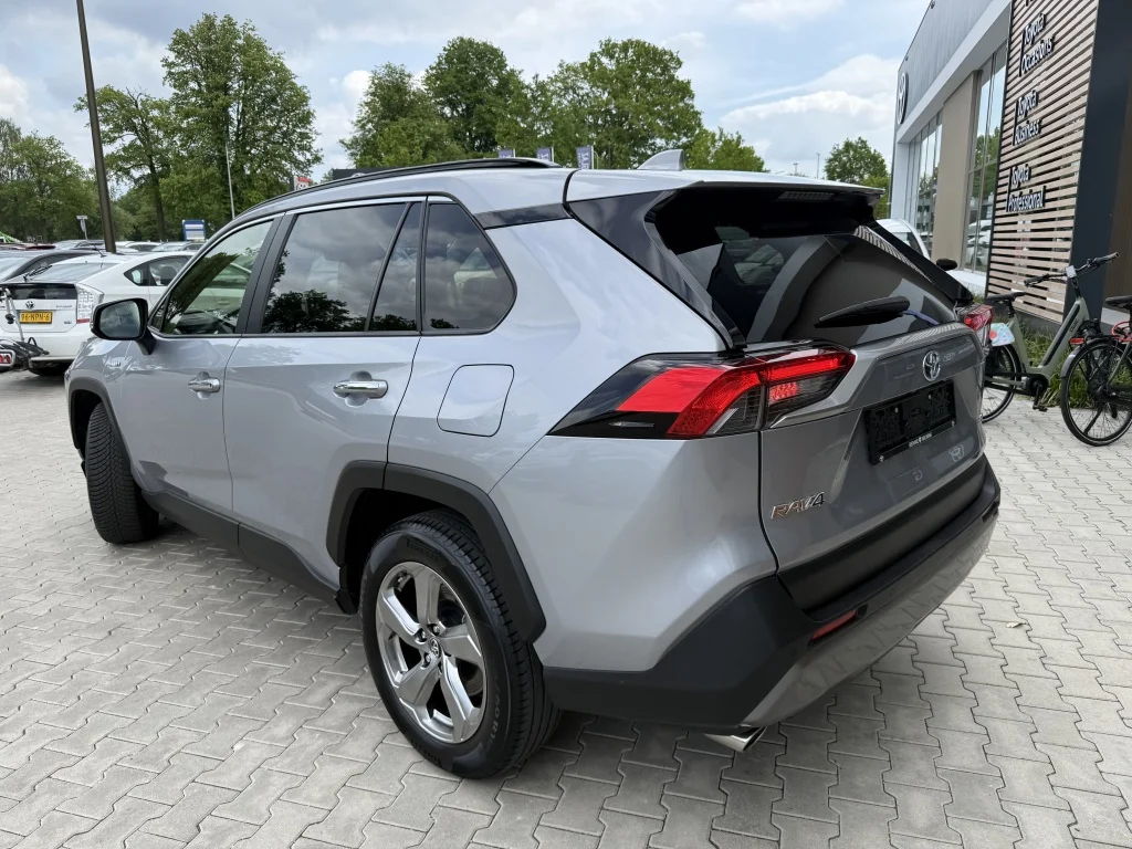 Toyota-RAV4