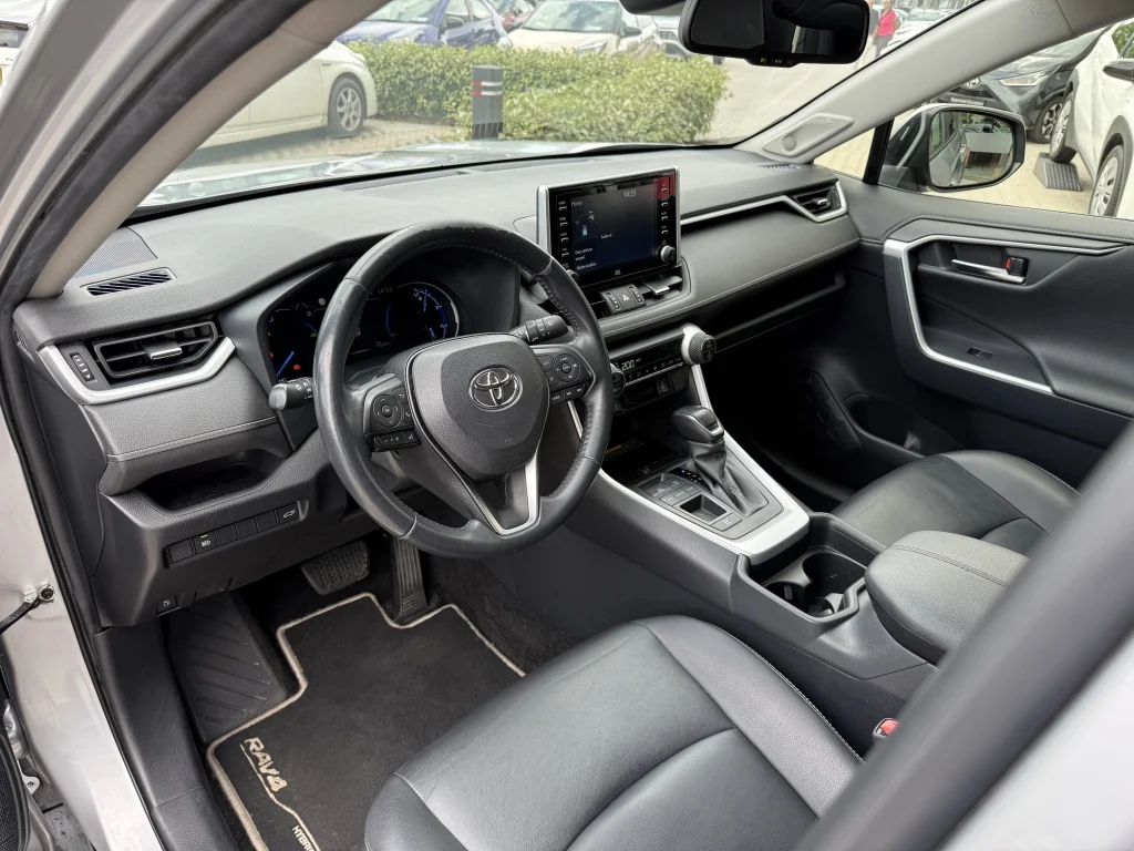 Toyota-RAV4