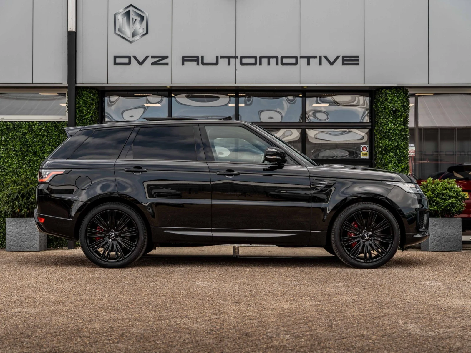 Land Rover-Range Rover Sport
