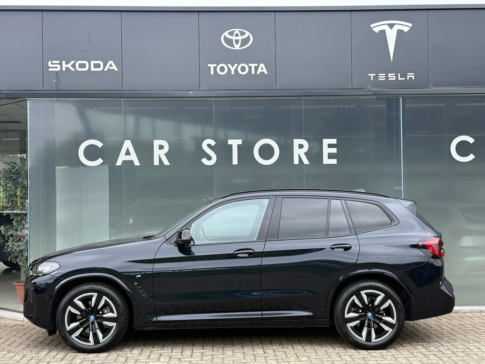 BMW-iX3
