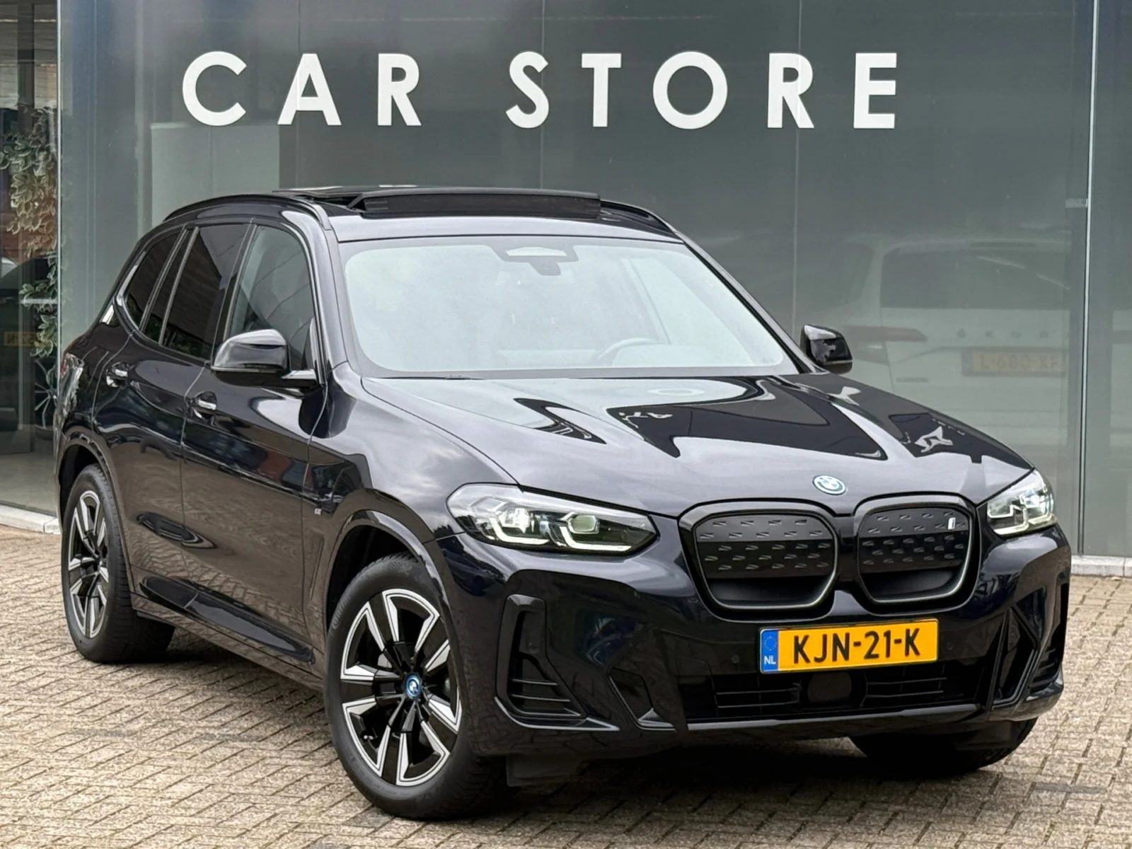 BMW-iX3