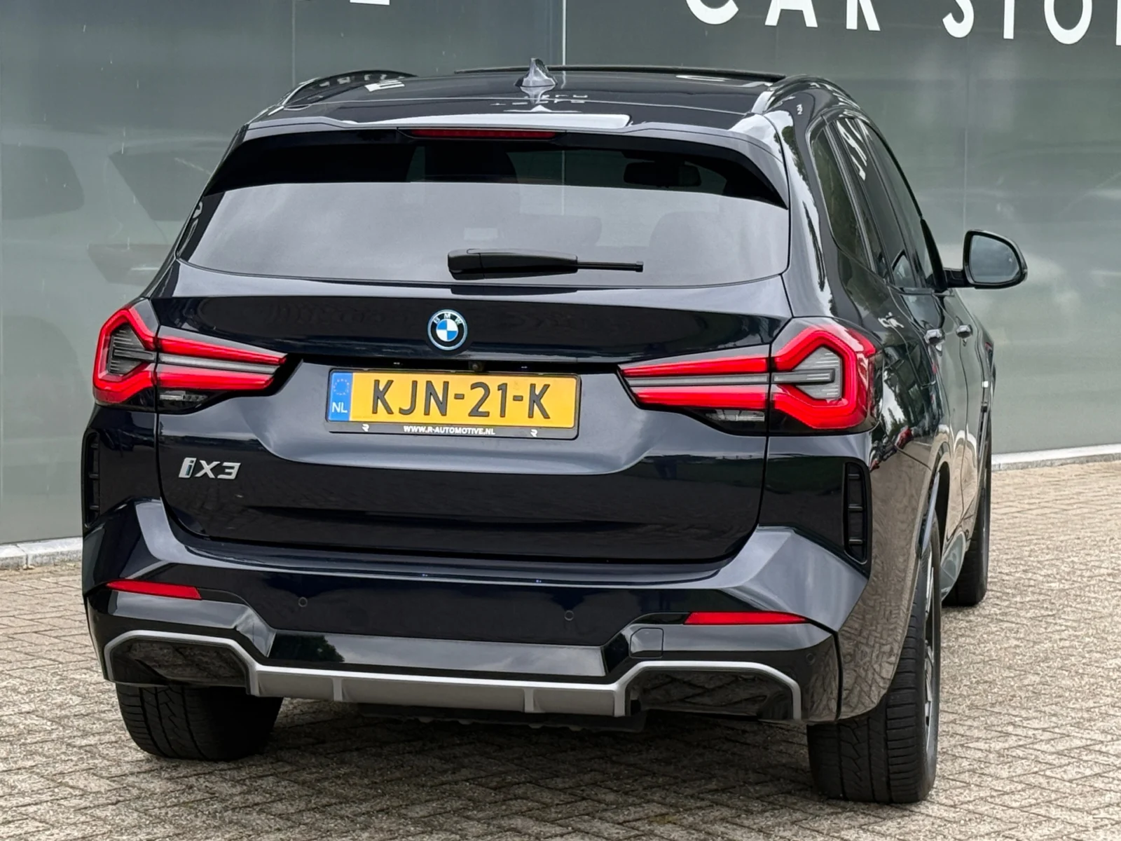 BMW-iX3