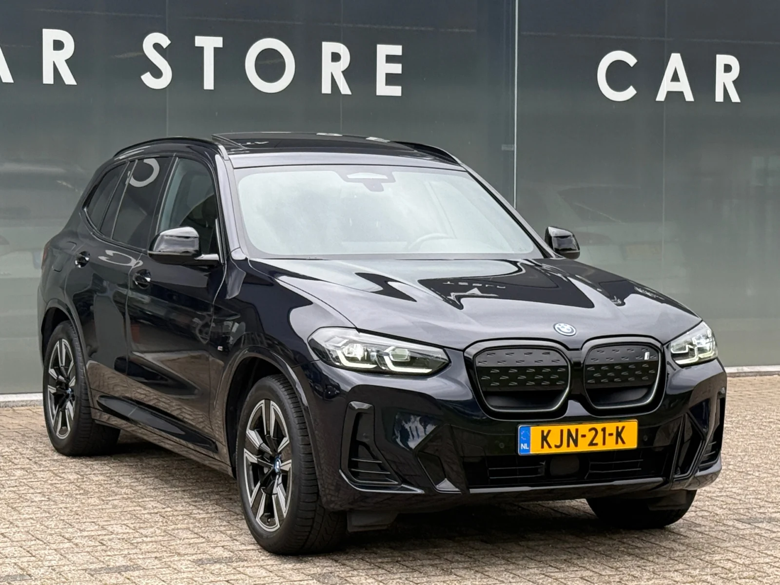 BMW-iX3