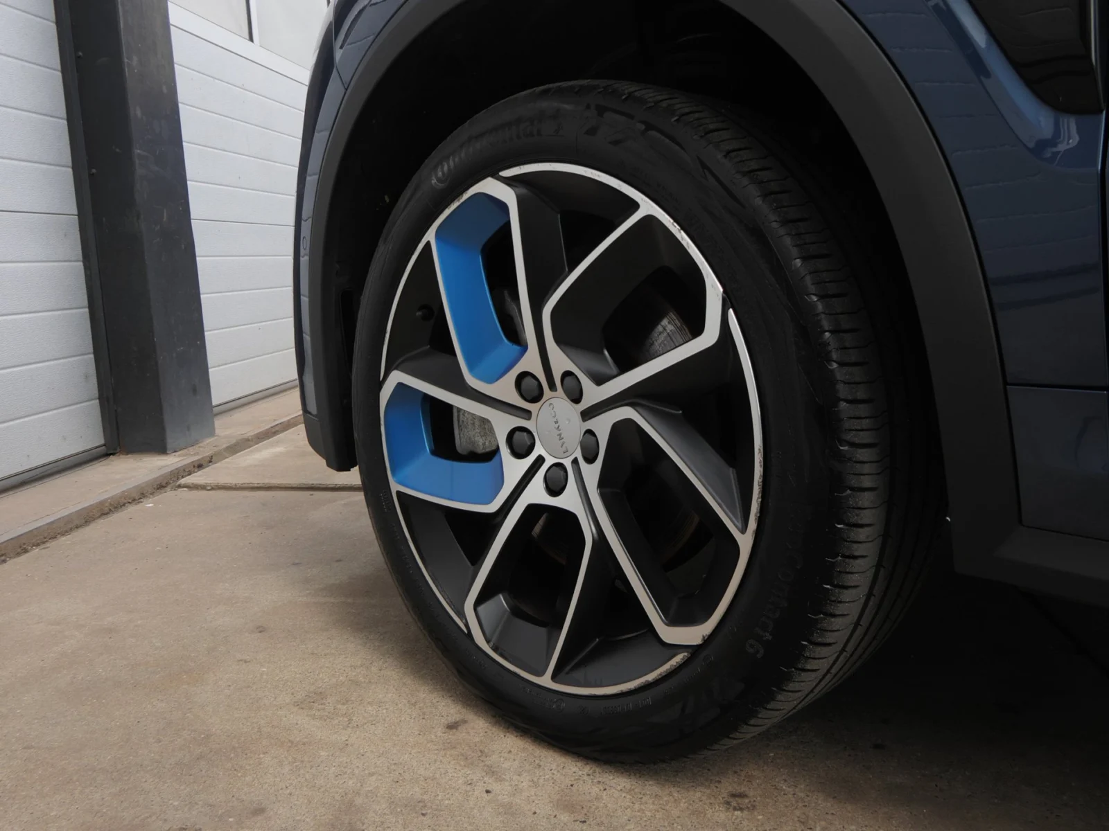 Lynk & Co-01