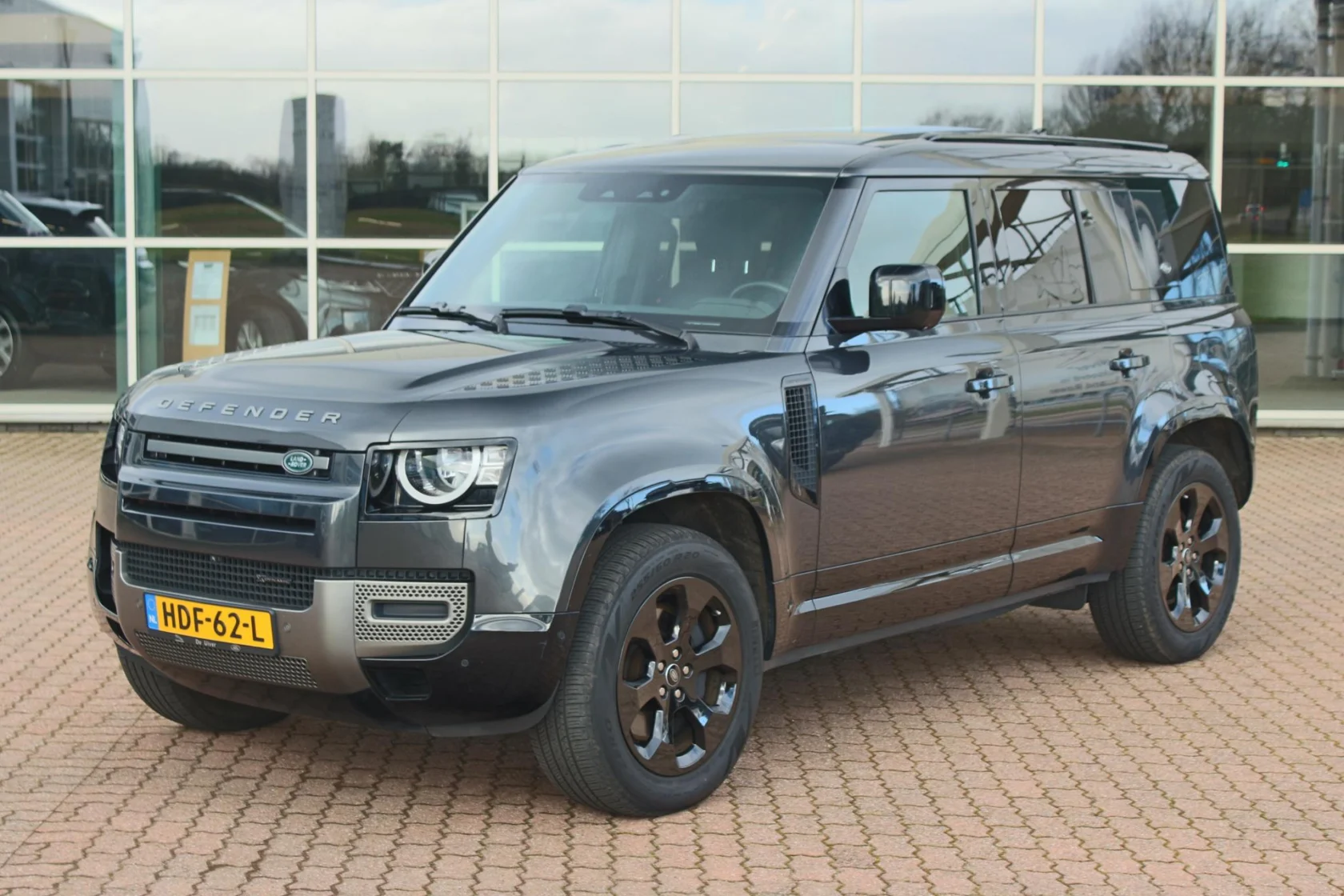 Land Rover-Defender
