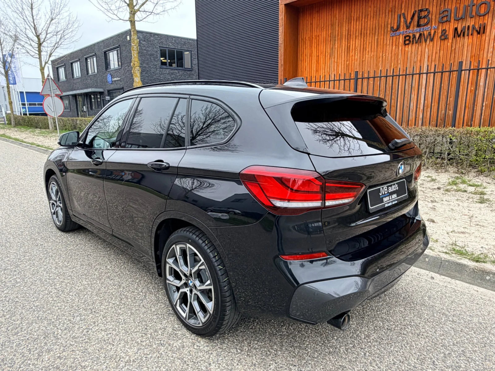 BMW-X1