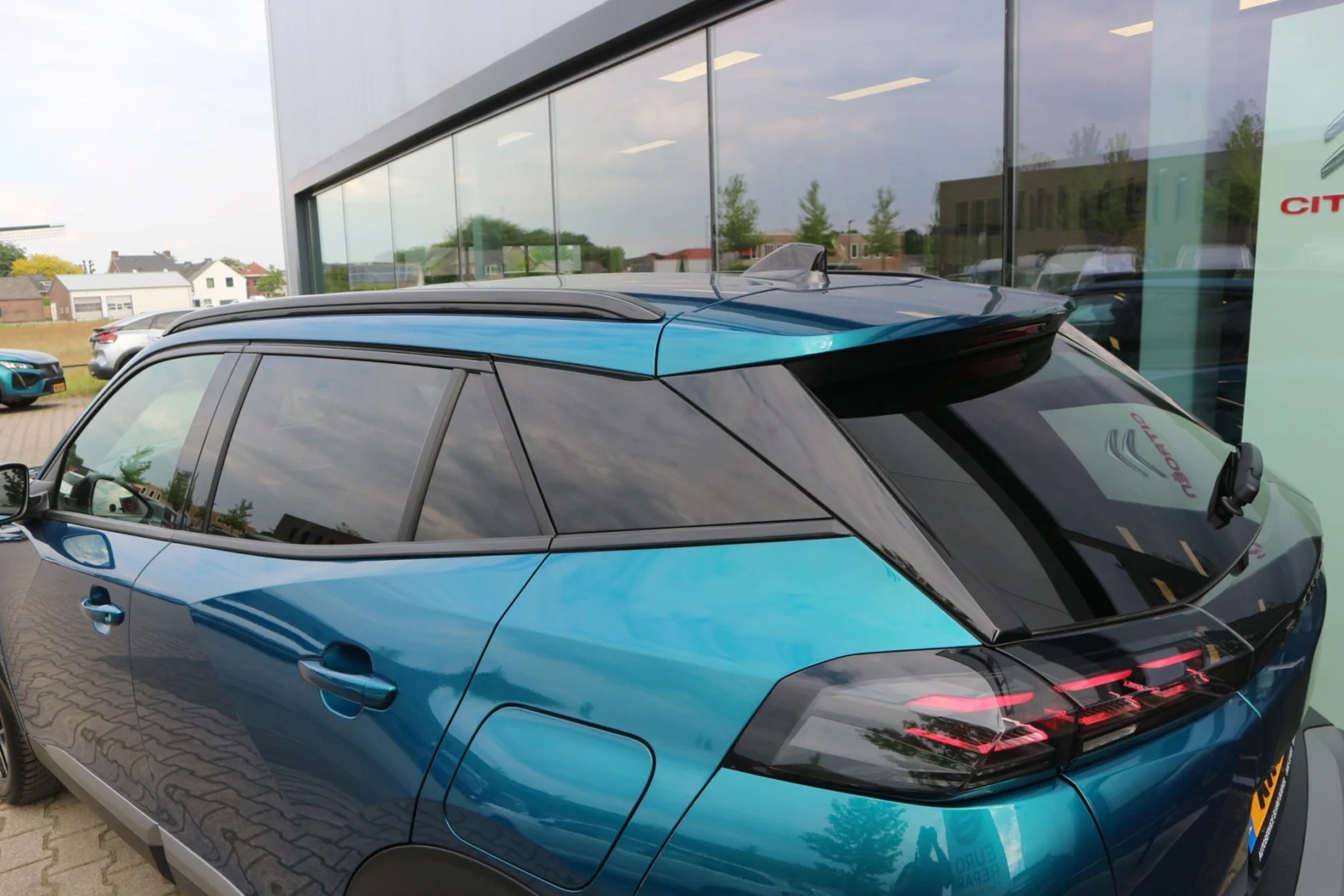 Peugeot-2008