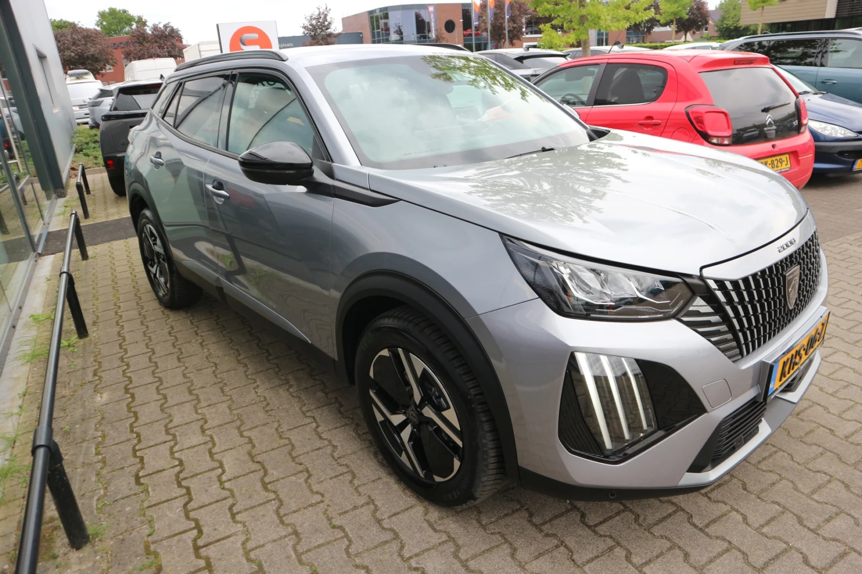 Peugeot-2008