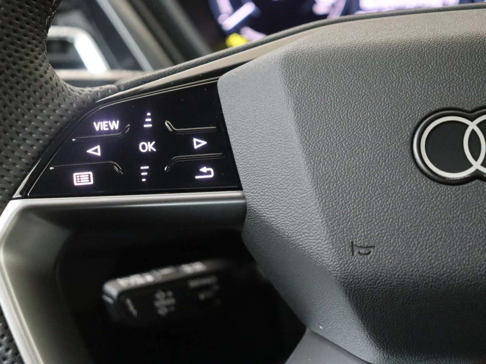 Audi-Q4 e-tron