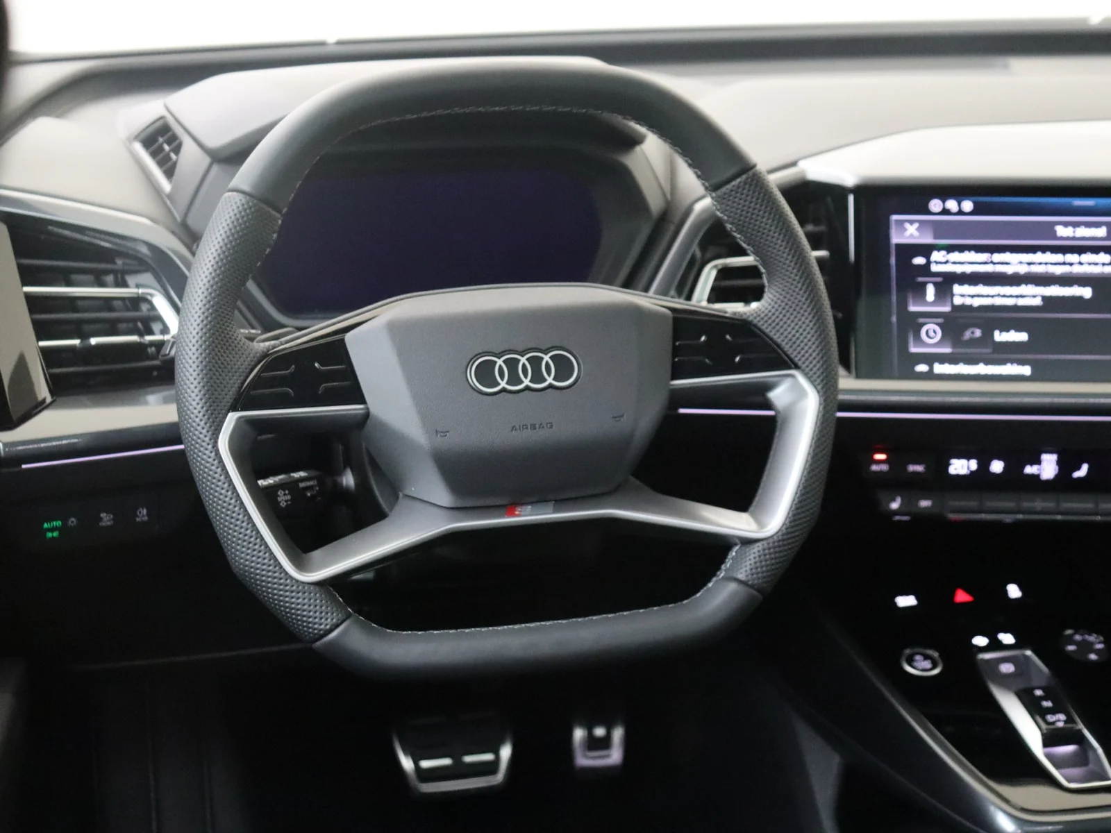 Audi-Q4 e-tron