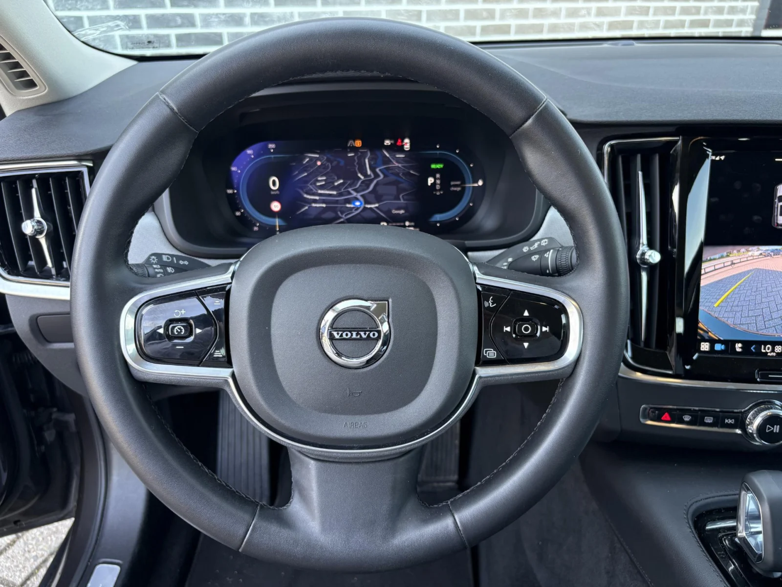 Volvo-V90