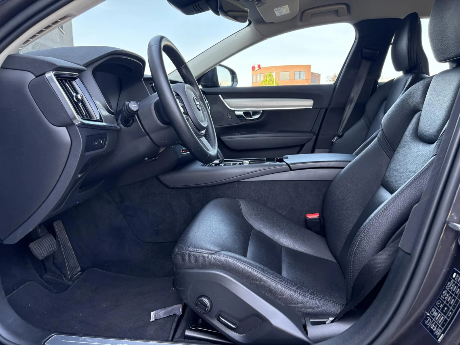 Volvo-V90
