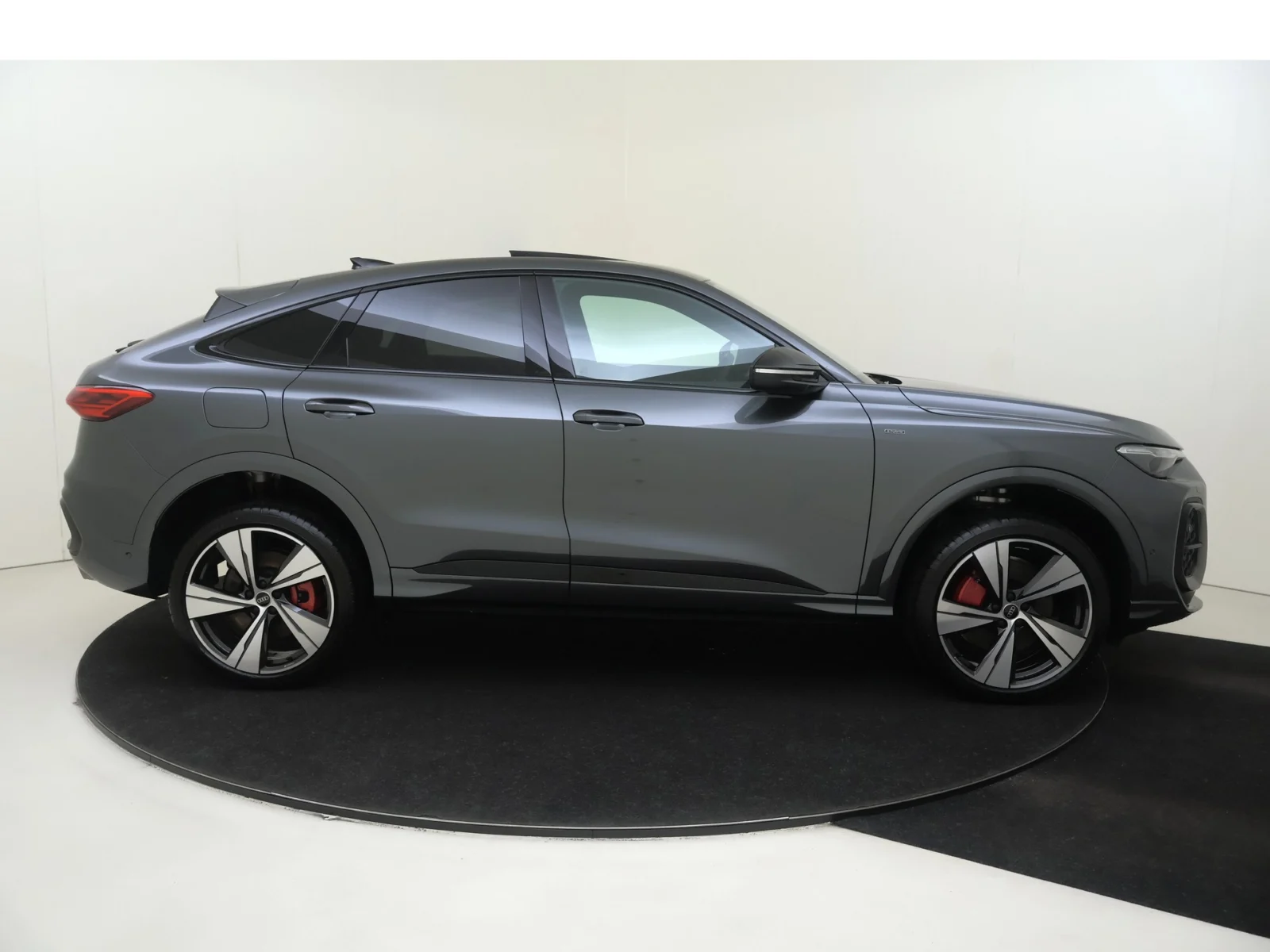 Audi-Q5 Sportback