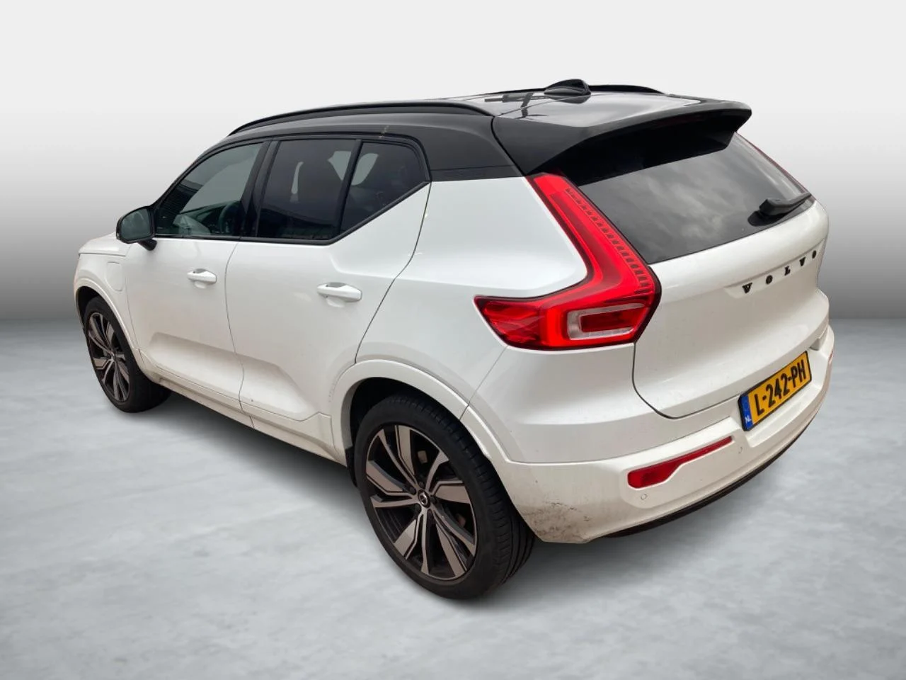 Volvo-XC40