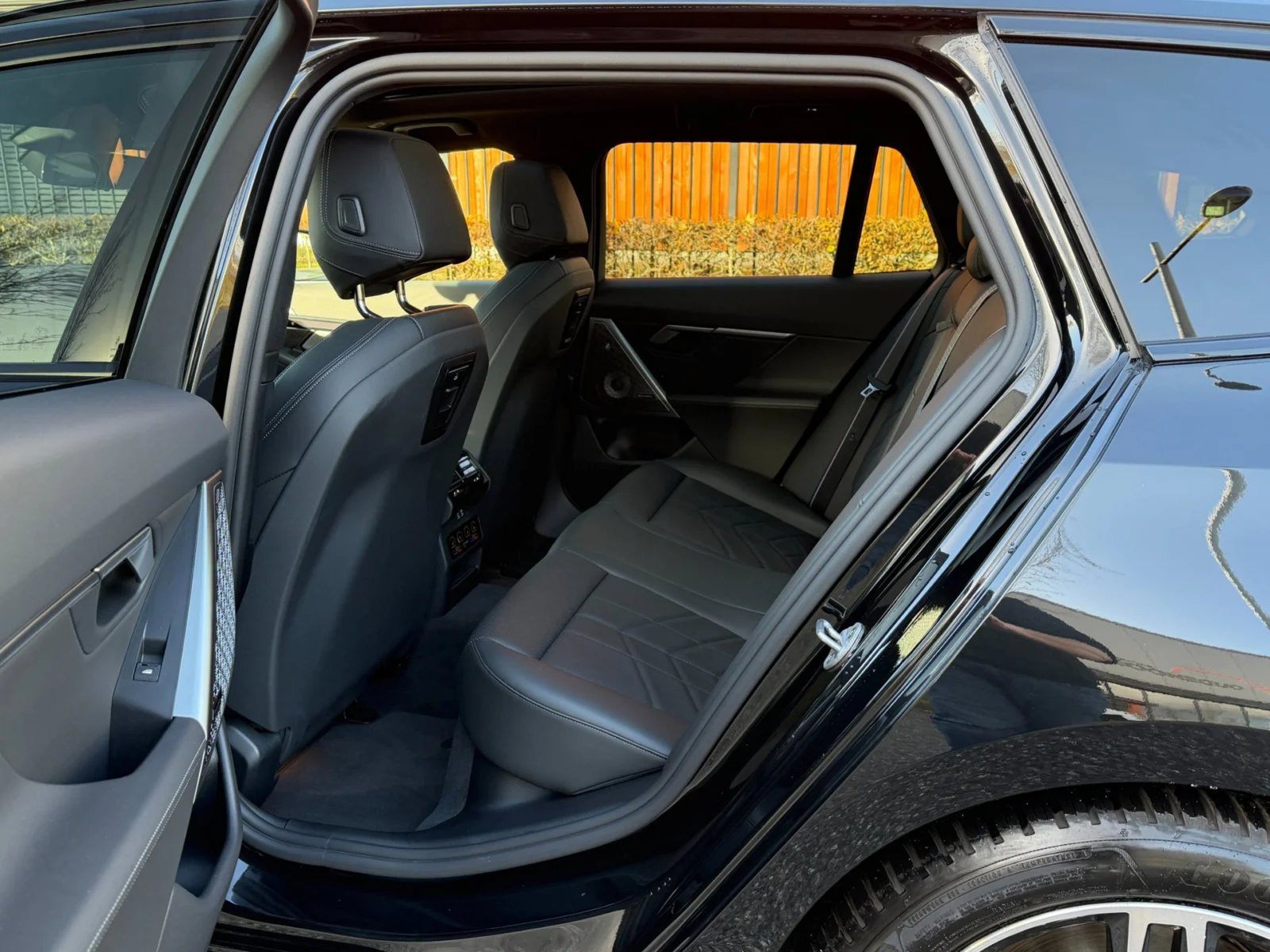 BMW-i5