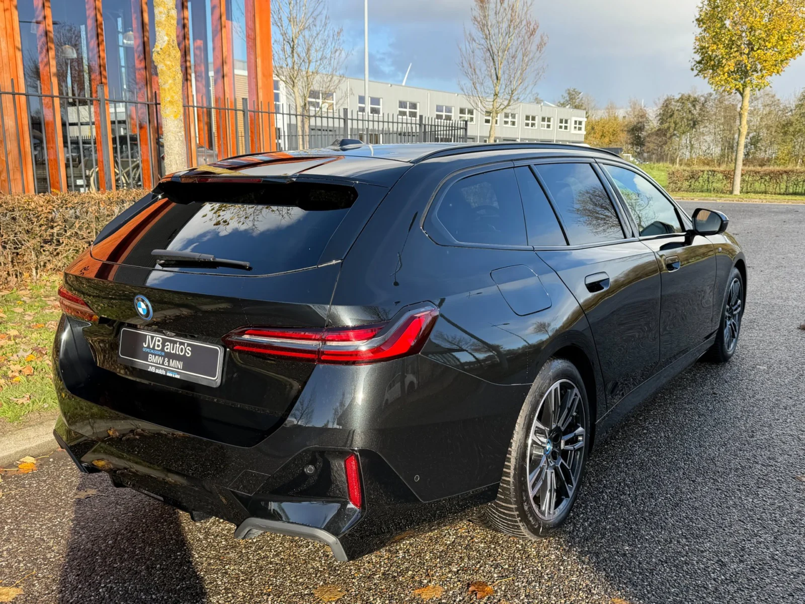 BMW-i5