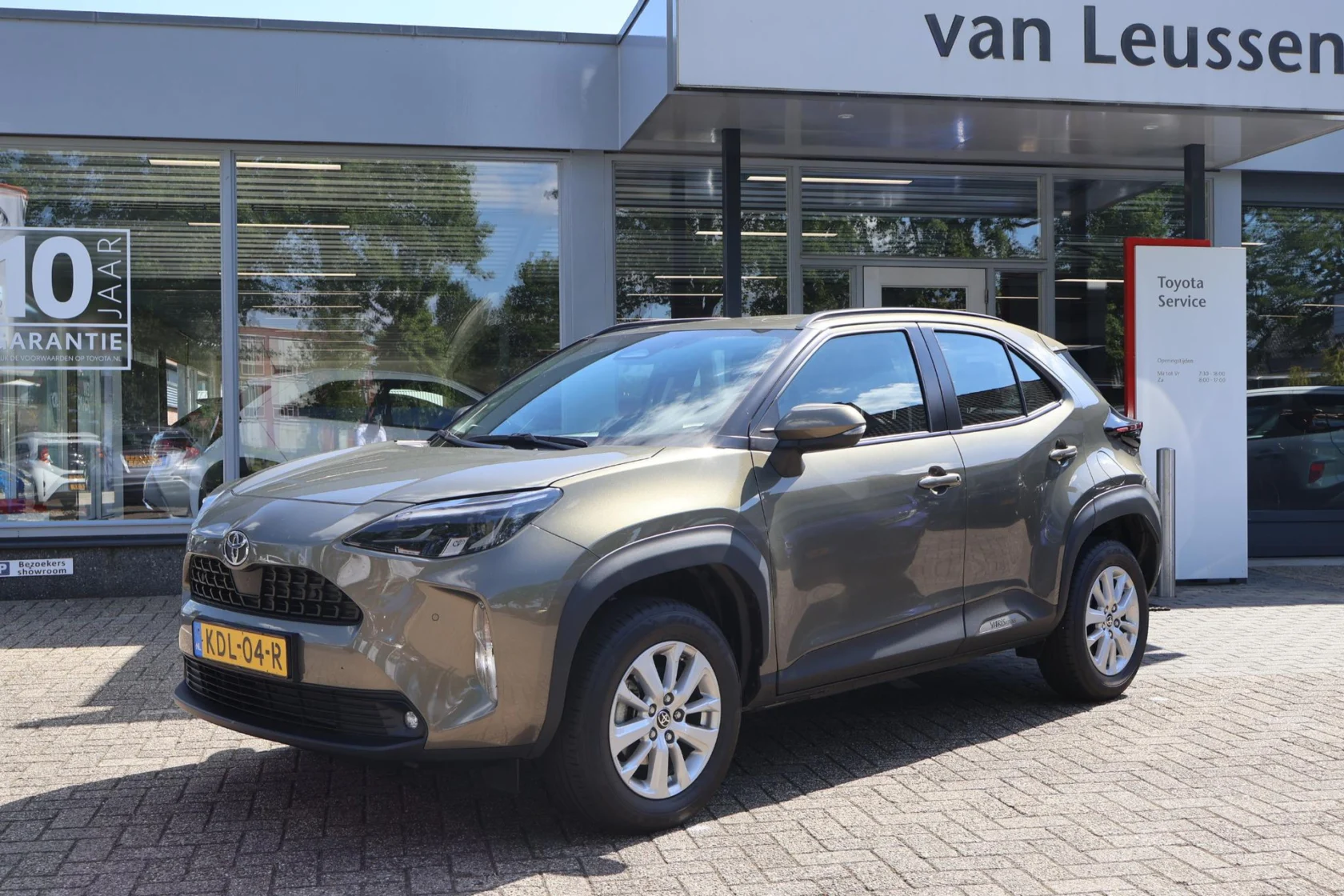 Toyota-Yaris Cross