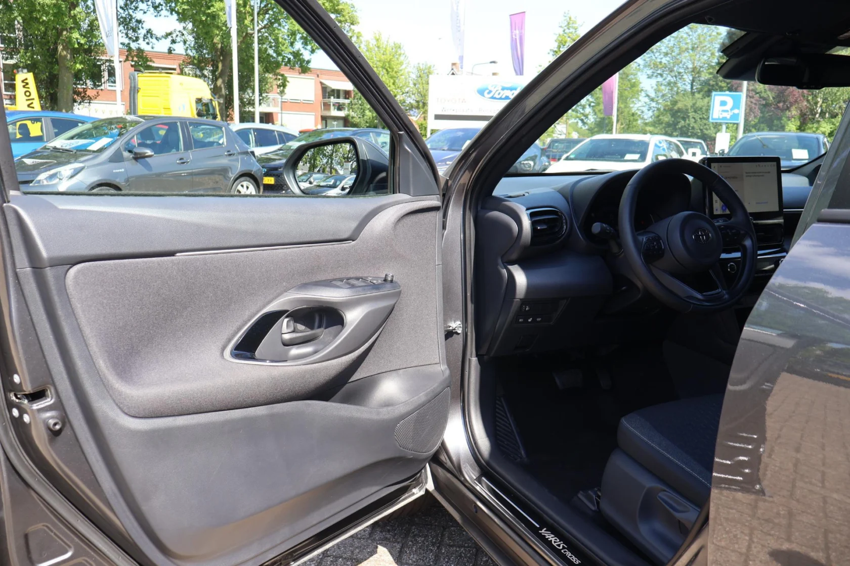 Toyota-Yaris Cross